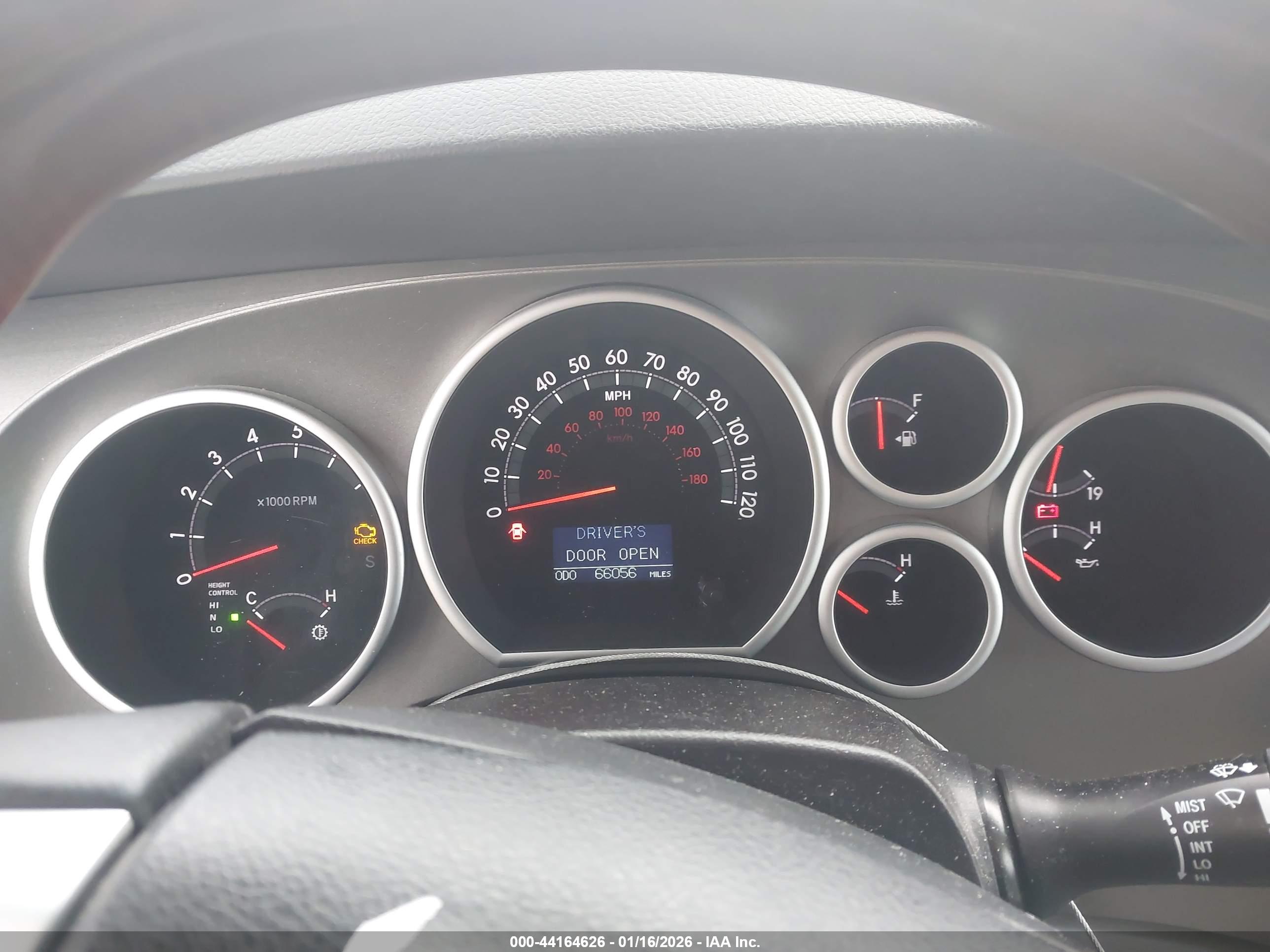 TOYOTA SEQUOIA image 7