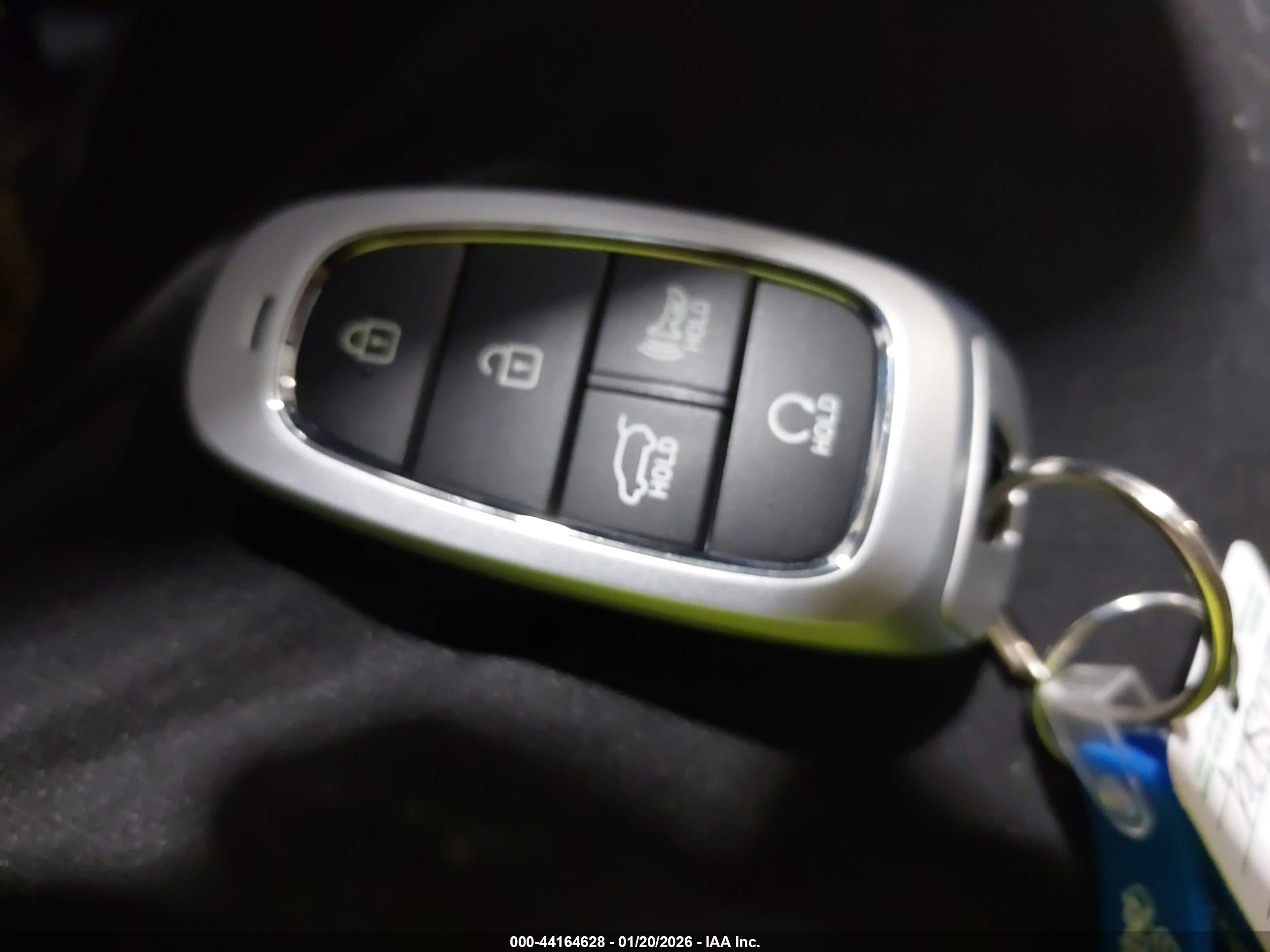 HYUNDAI TUCSON image 11