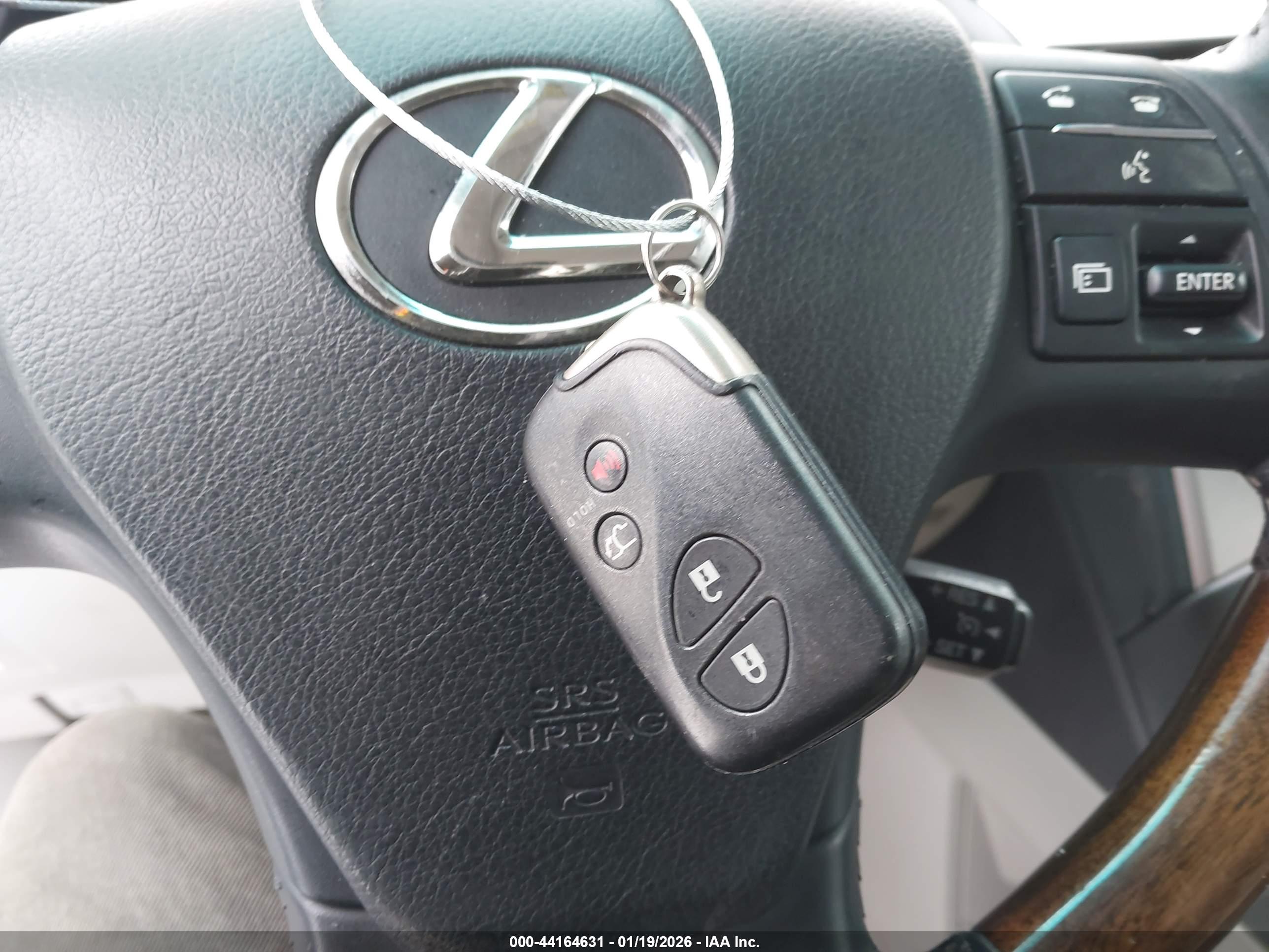 LEXUS RX image 11