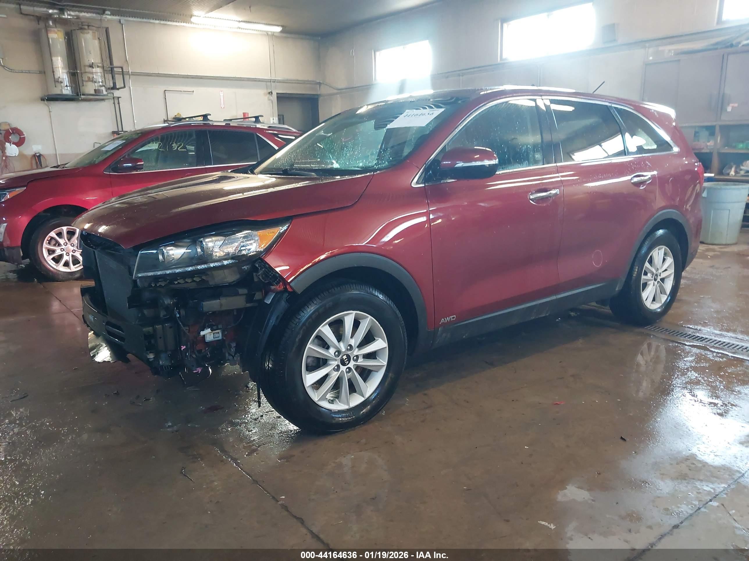 KIA SORENTO image 2