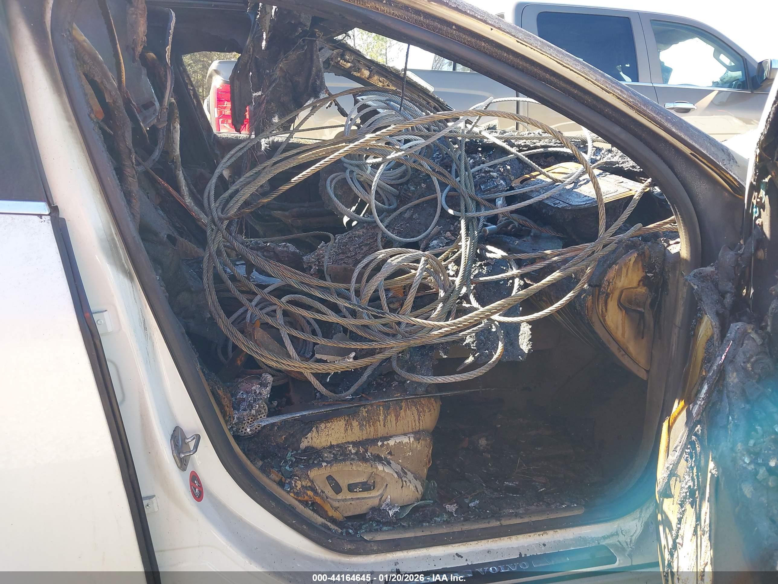 VOLVO S60 image 5
