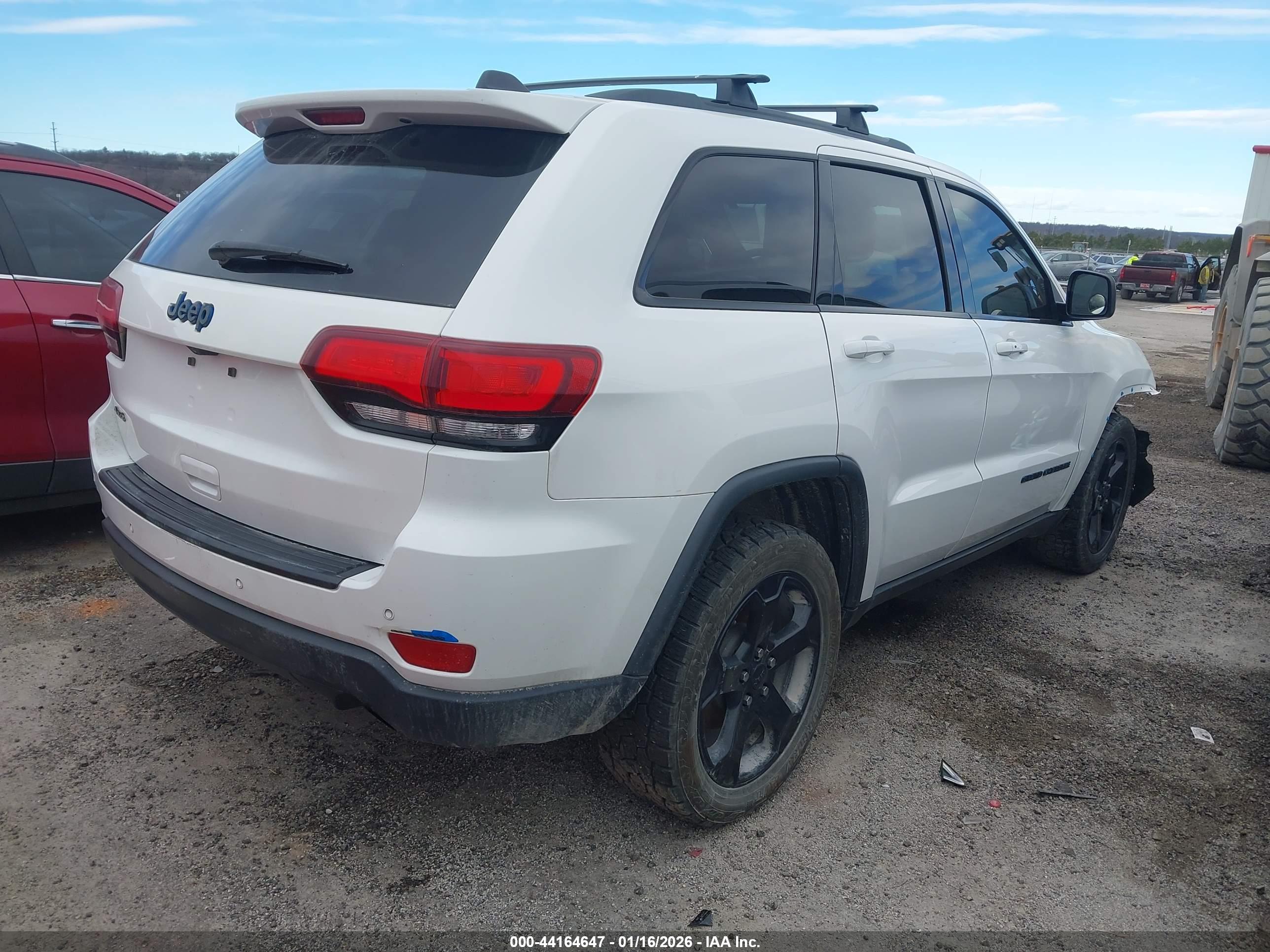 JEEP GRAND image 4