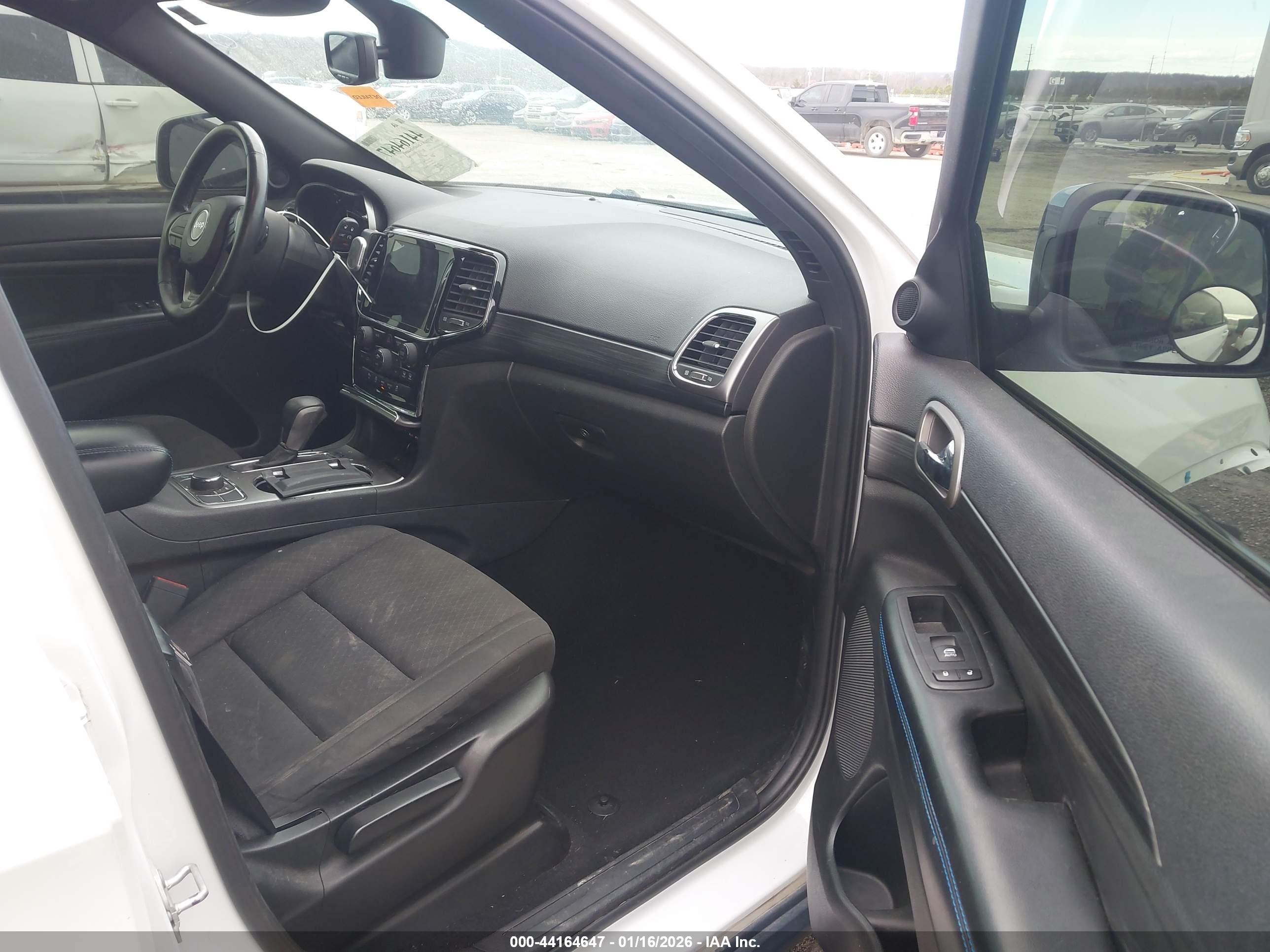 JEEP GRAND image 5