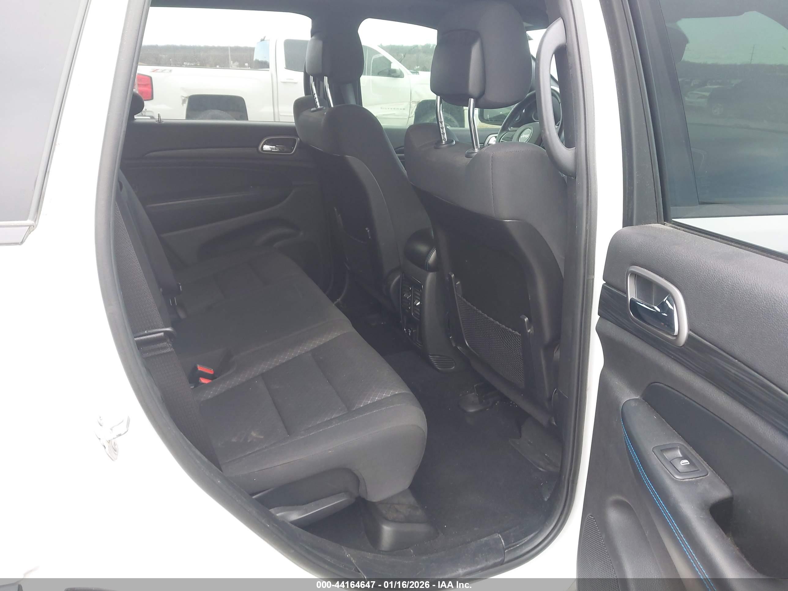JEEP GRAND image 8