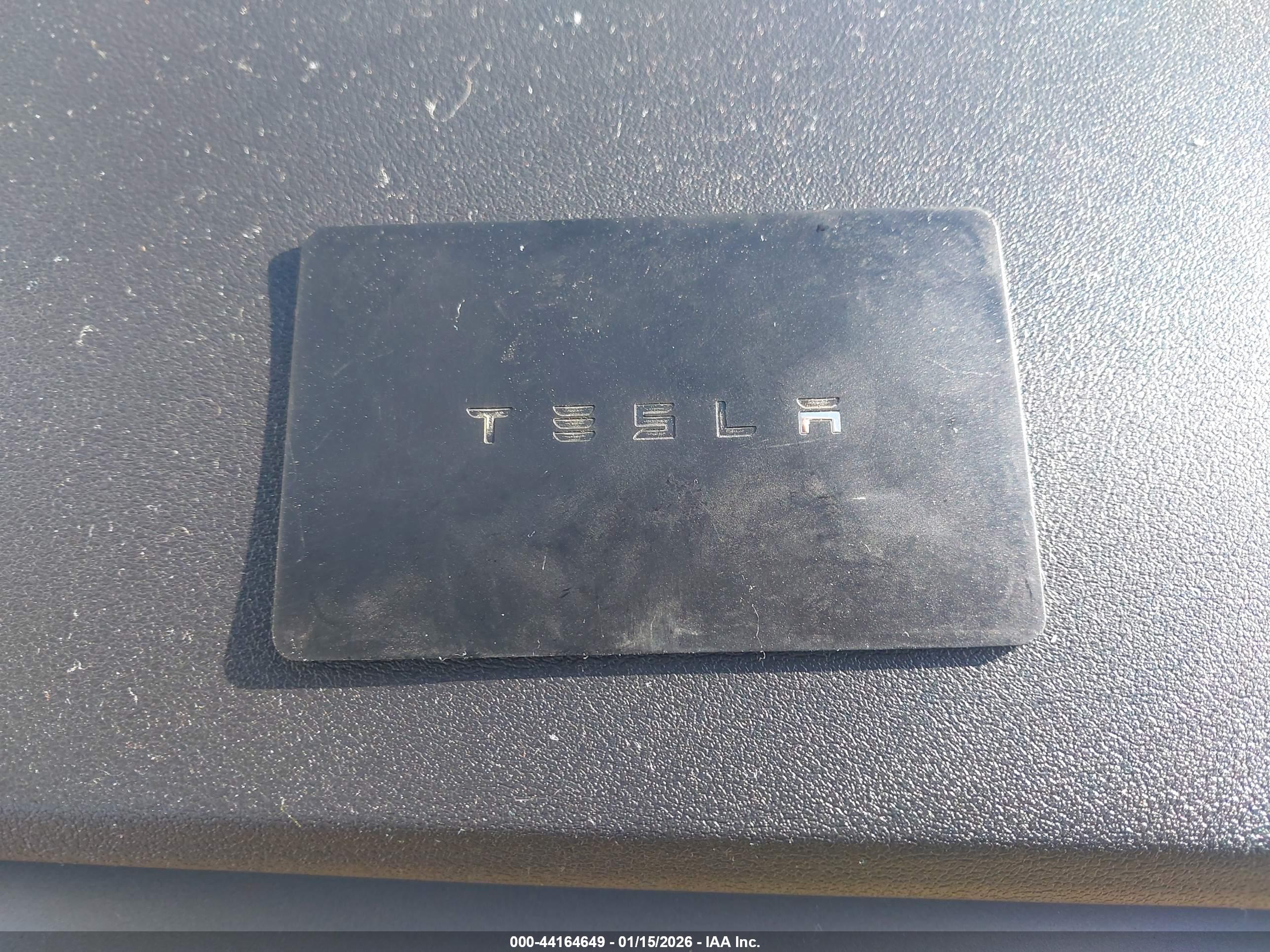 TESLA MODEL image 11