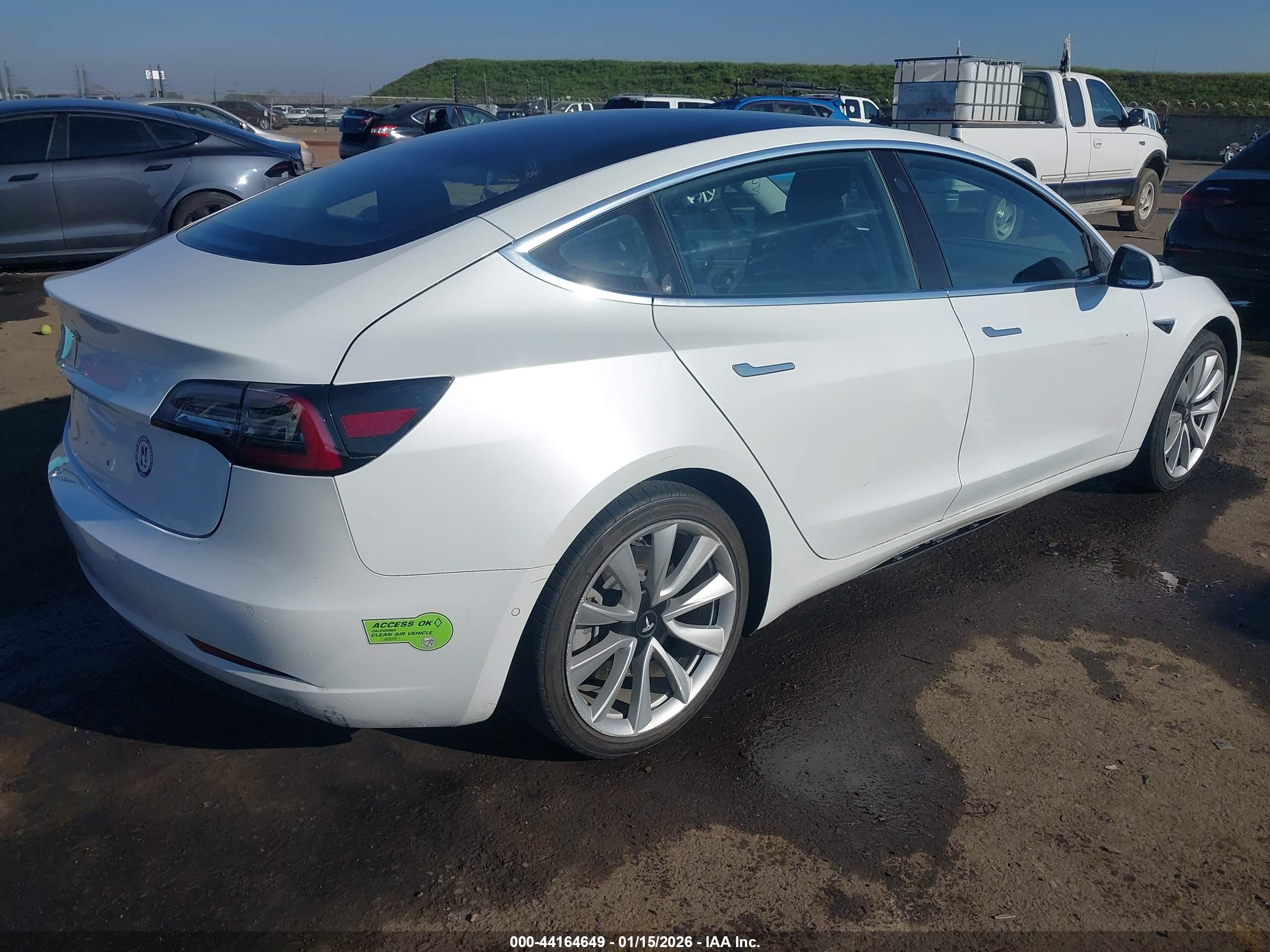 TESLA MODEL image 4