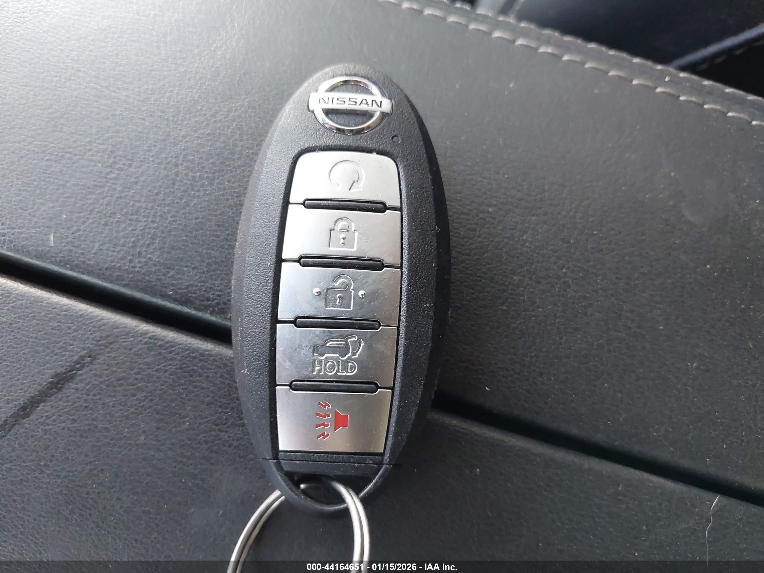 NISSAN ROGUE image 11
