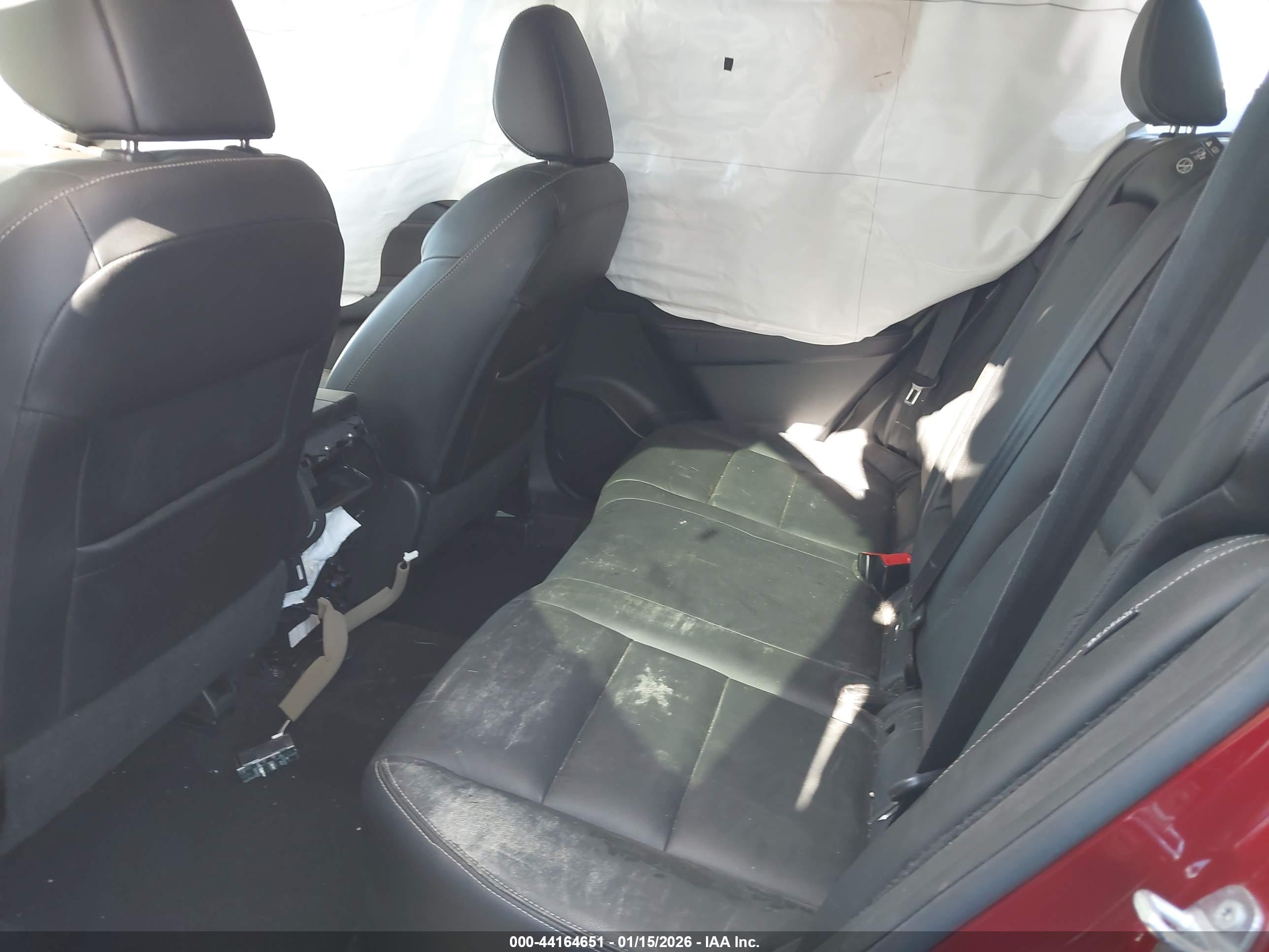 NISSAN ROGUE image 8