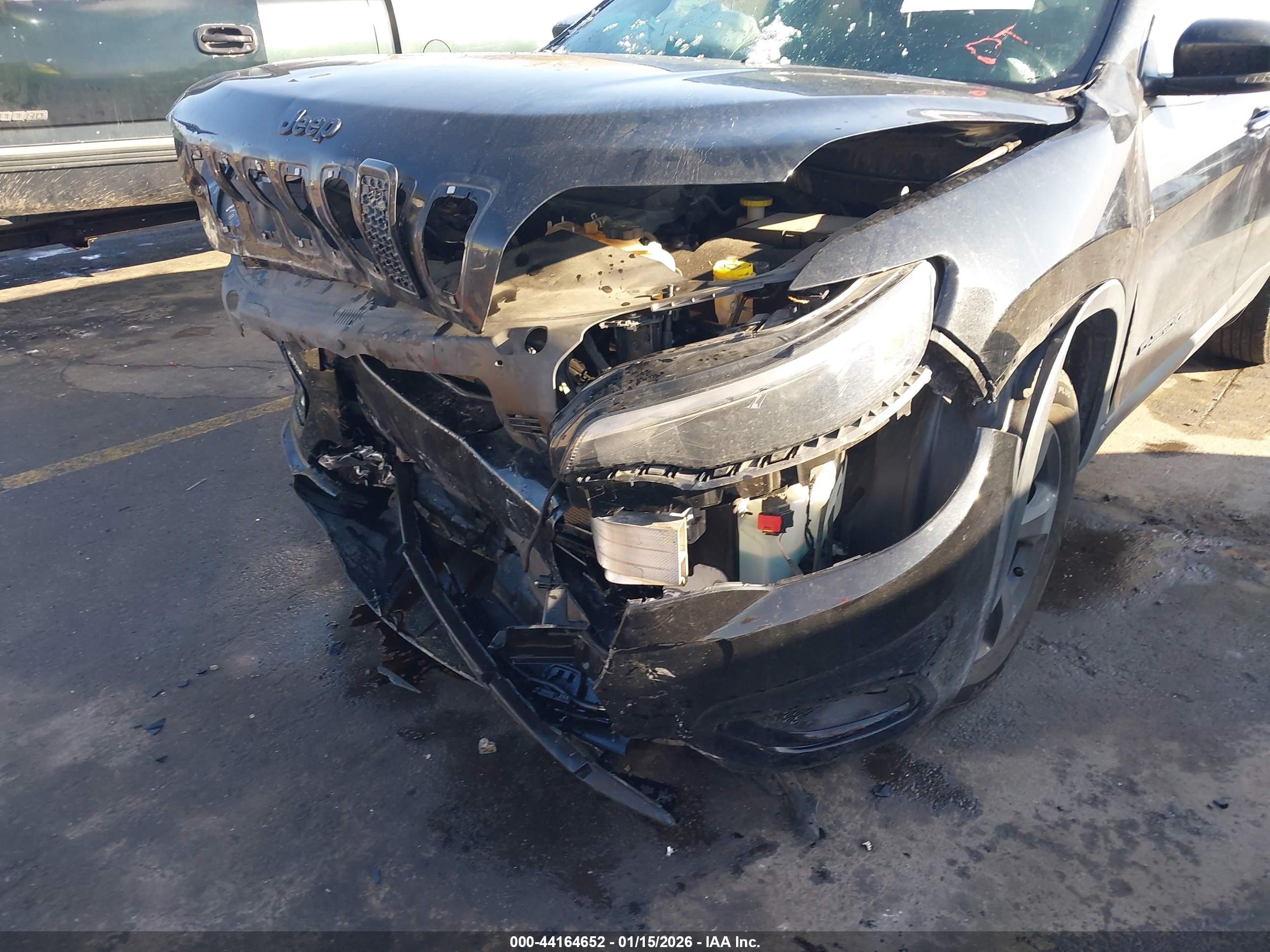 JEEP CHEROKEE image 6