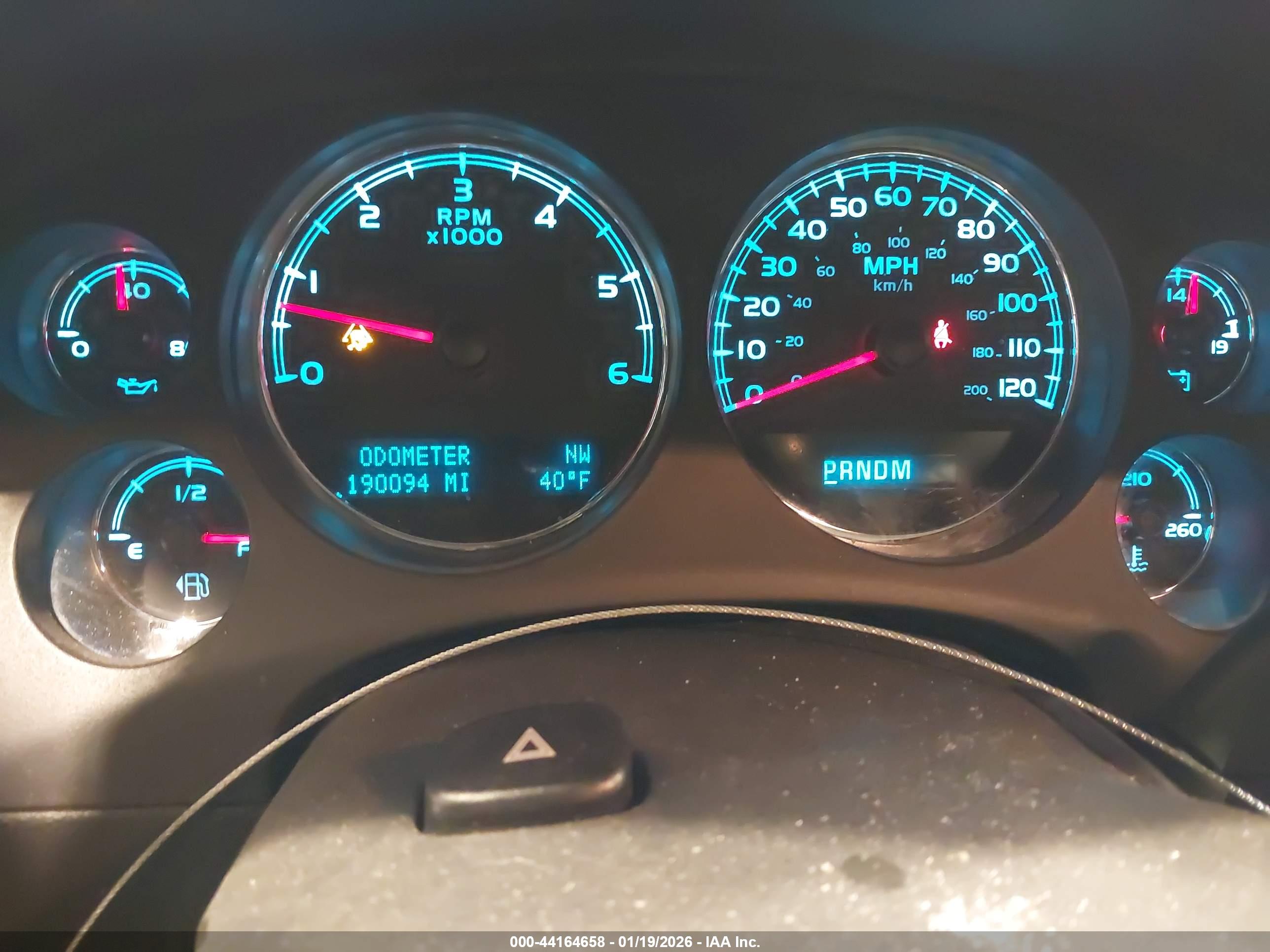 CHEVROLET SILVERADO image 7
