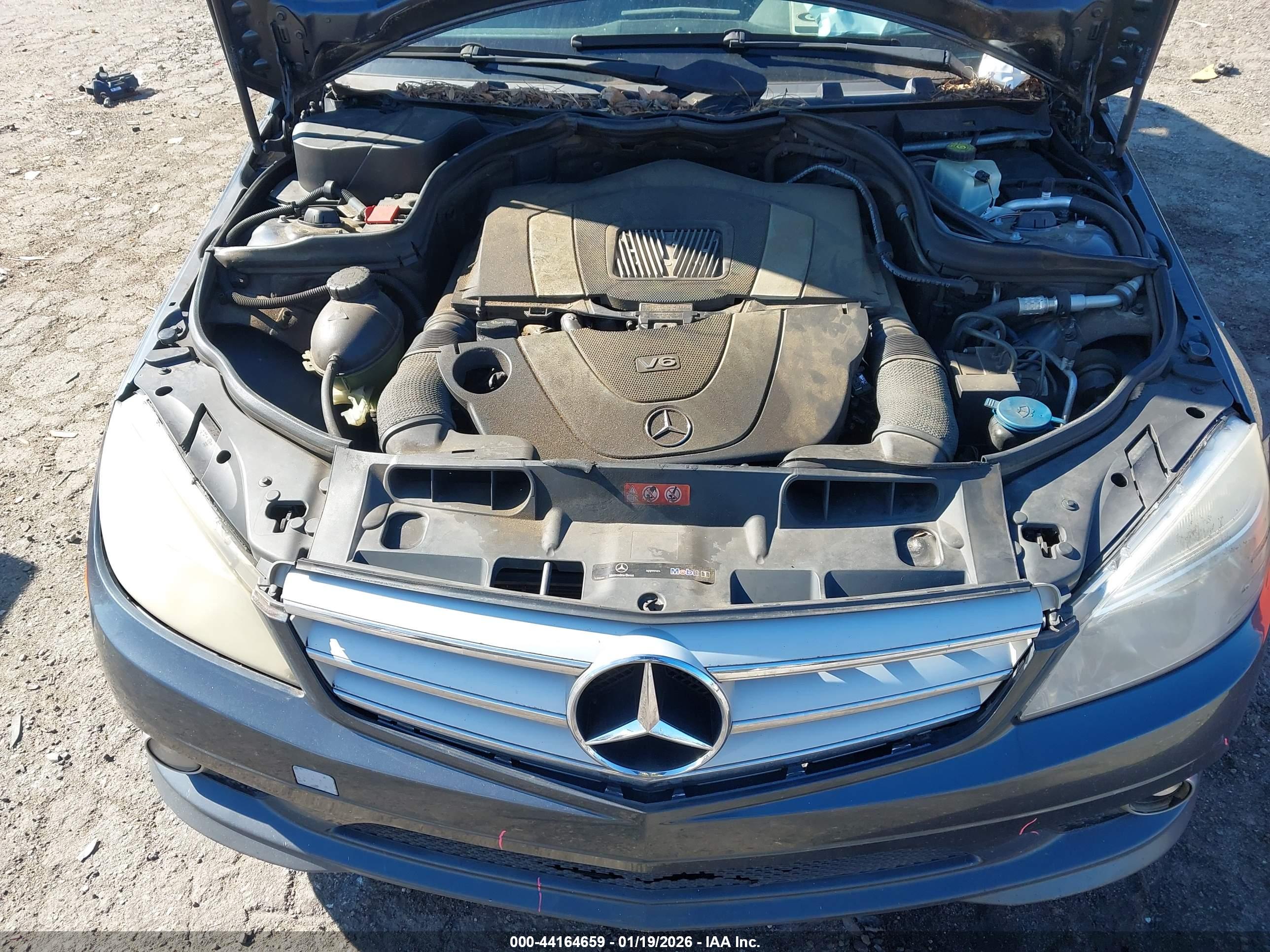 MERCEDES-BENZ C image 10