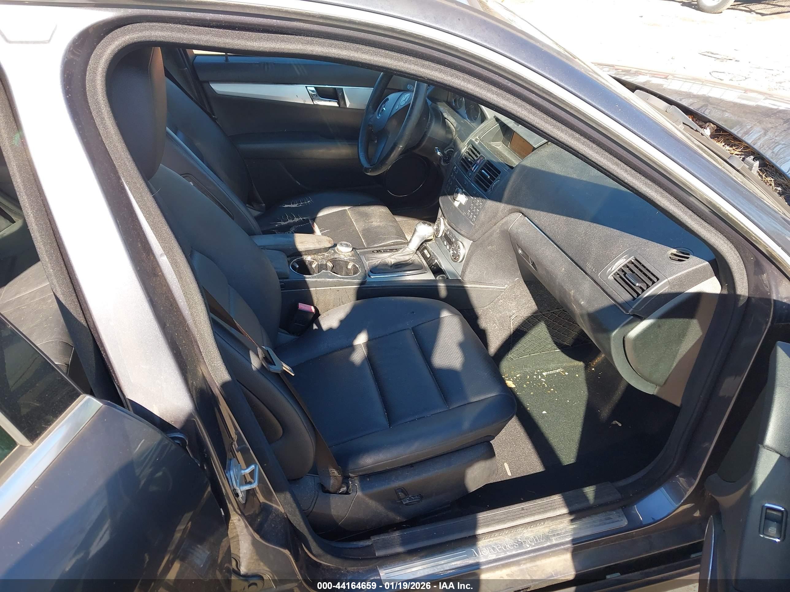 MERCEDES-BENZ C image 5