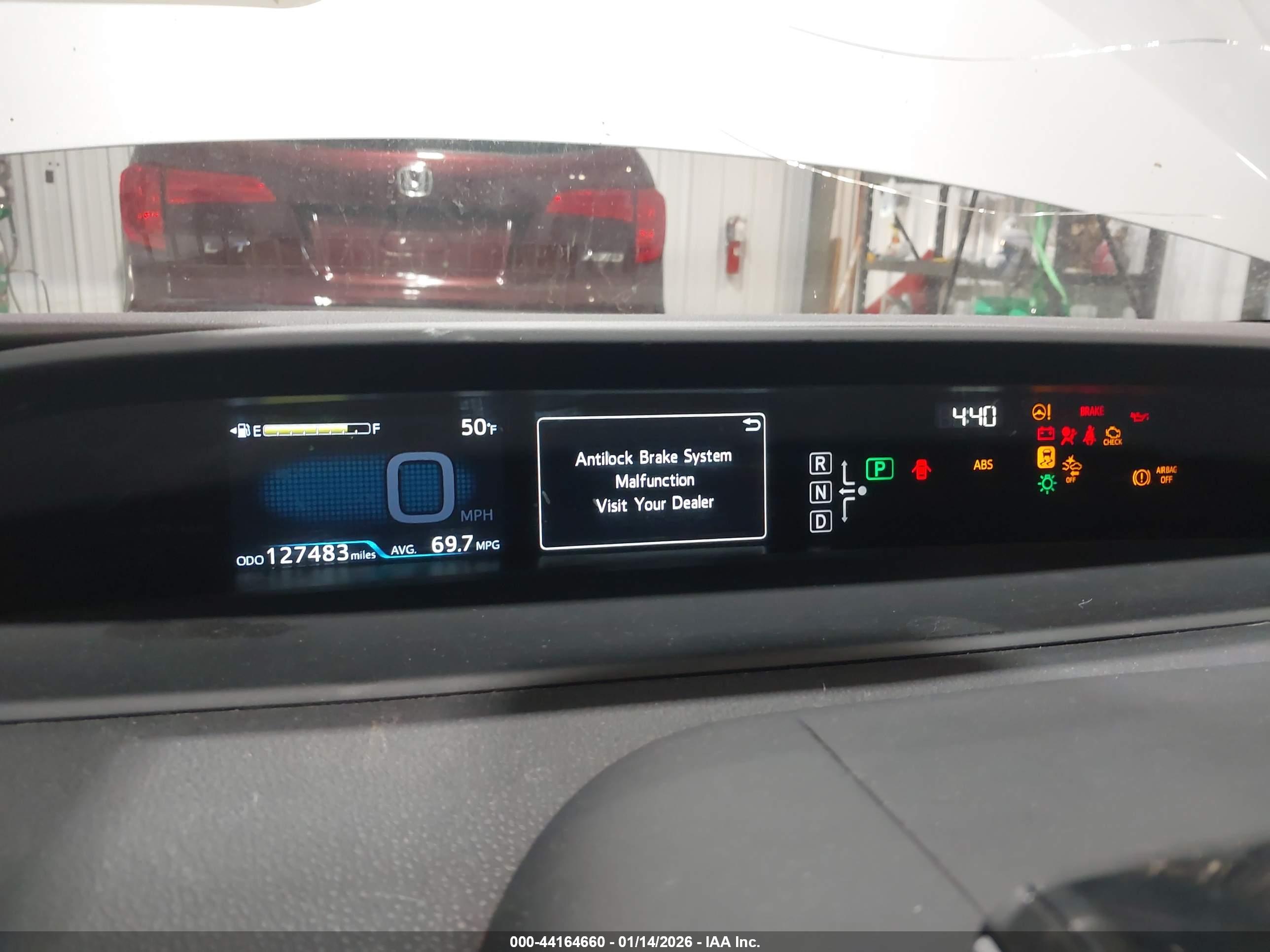 TOYOTA PRIUS image 7