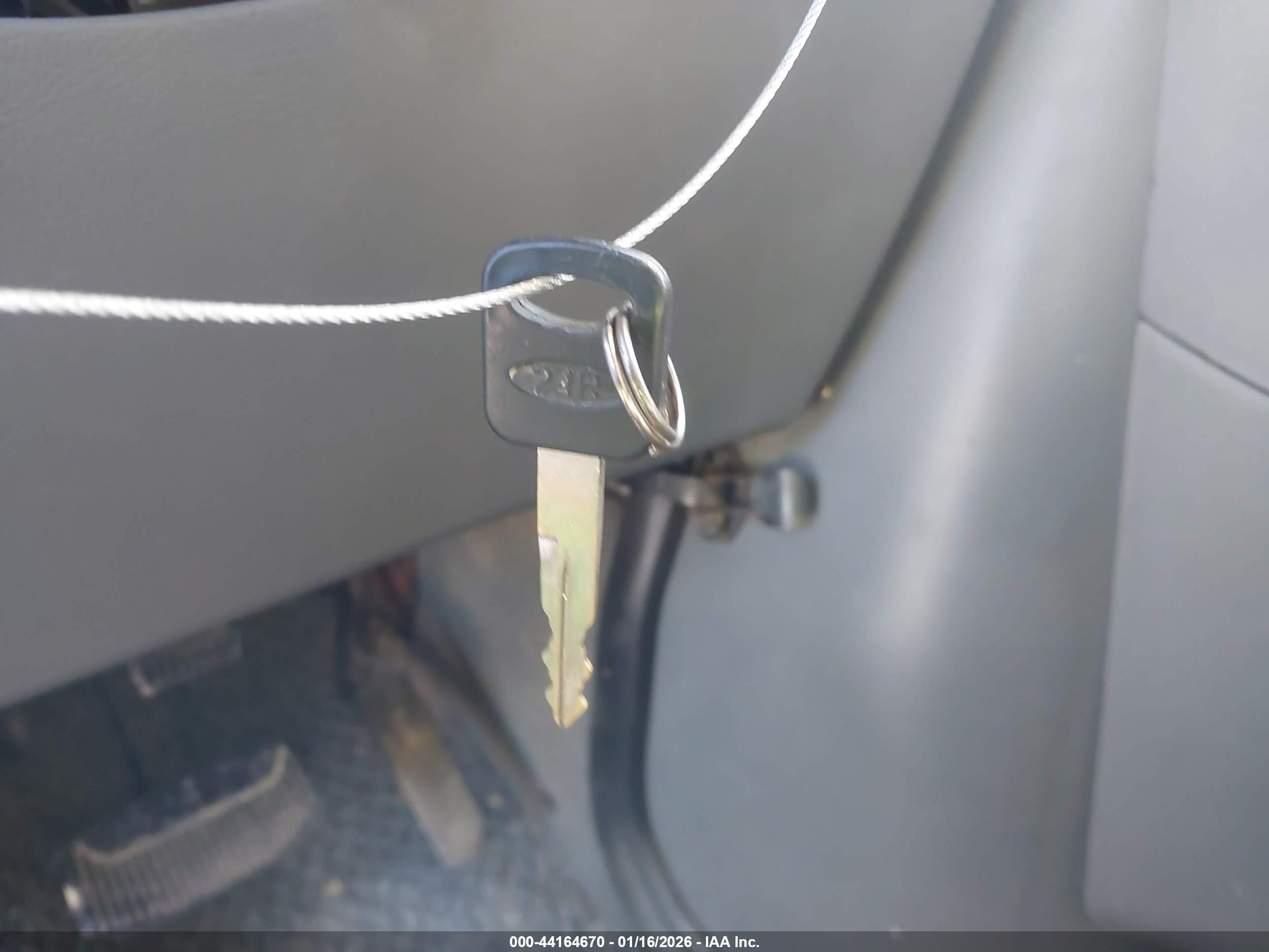 FORD E-350 image 11