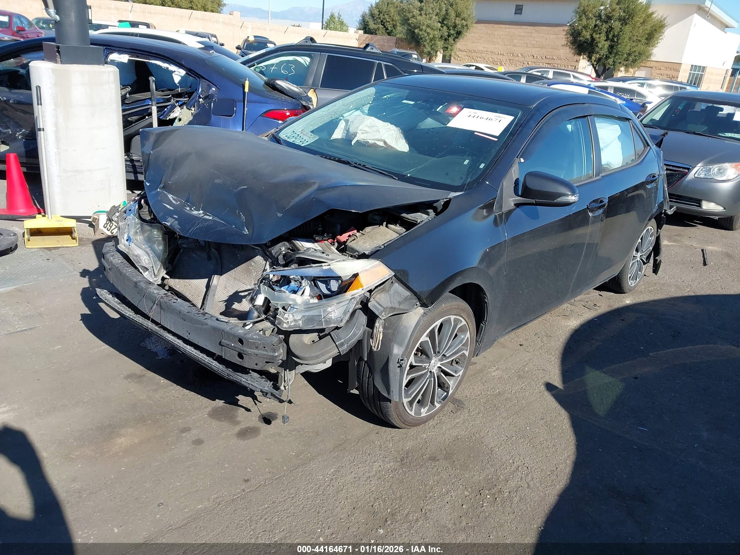 TOYOTA COROLLA image 2