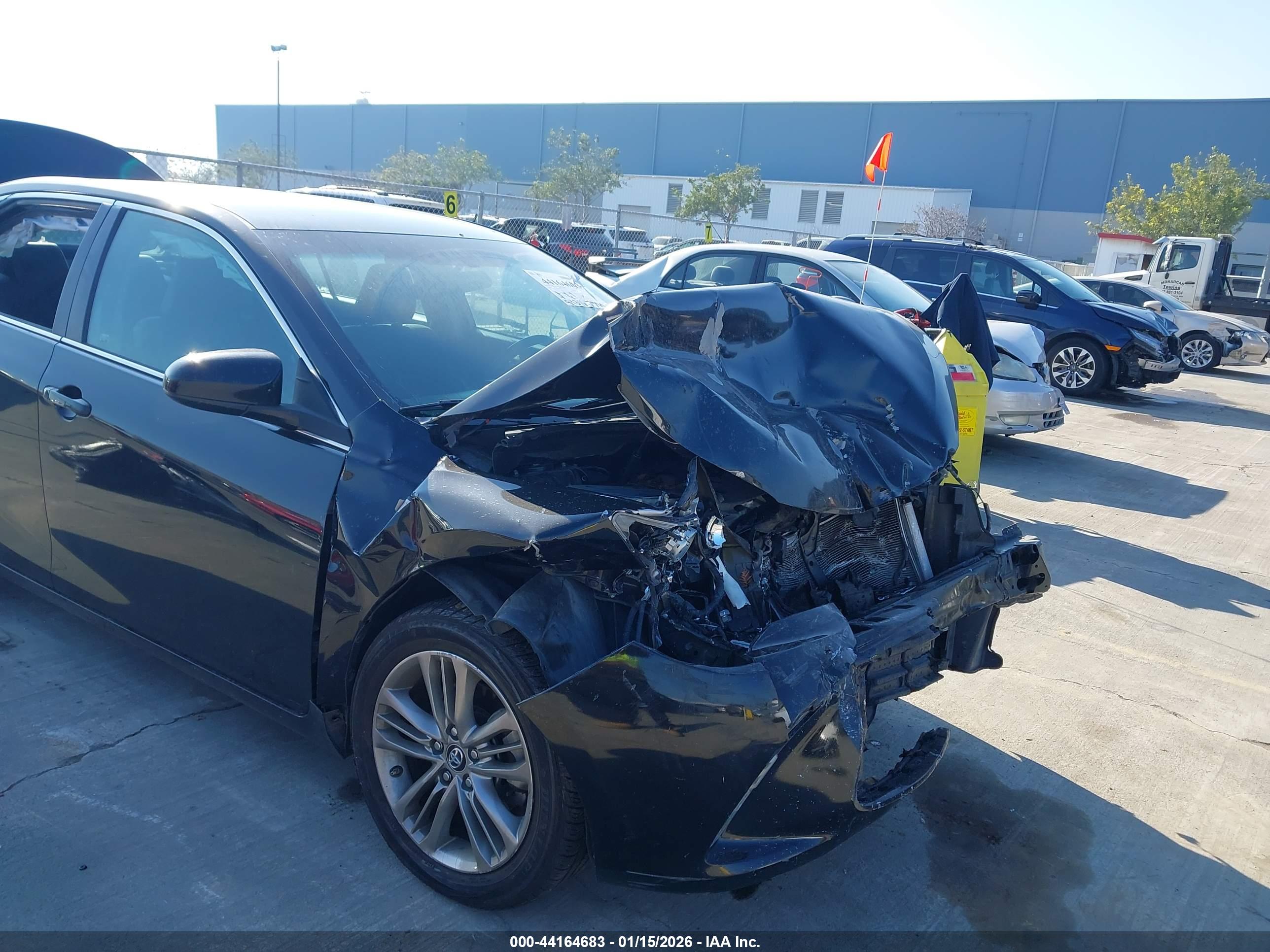 TOYOTA CAMRY image 6
