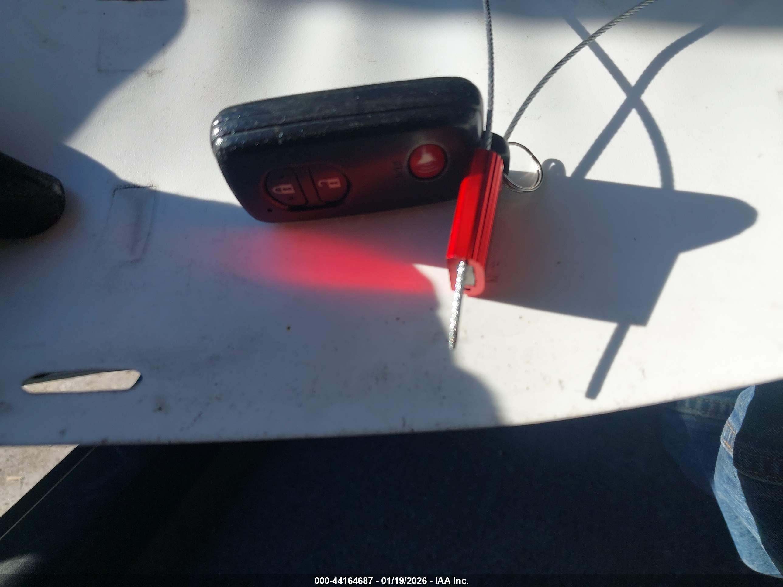 TOYOTA PRIUS image 11