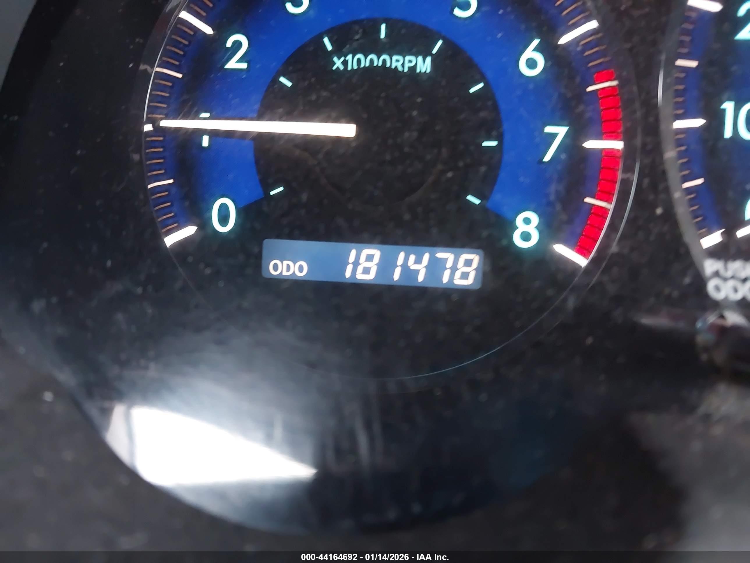 TOYOTA SIENNA image 7
