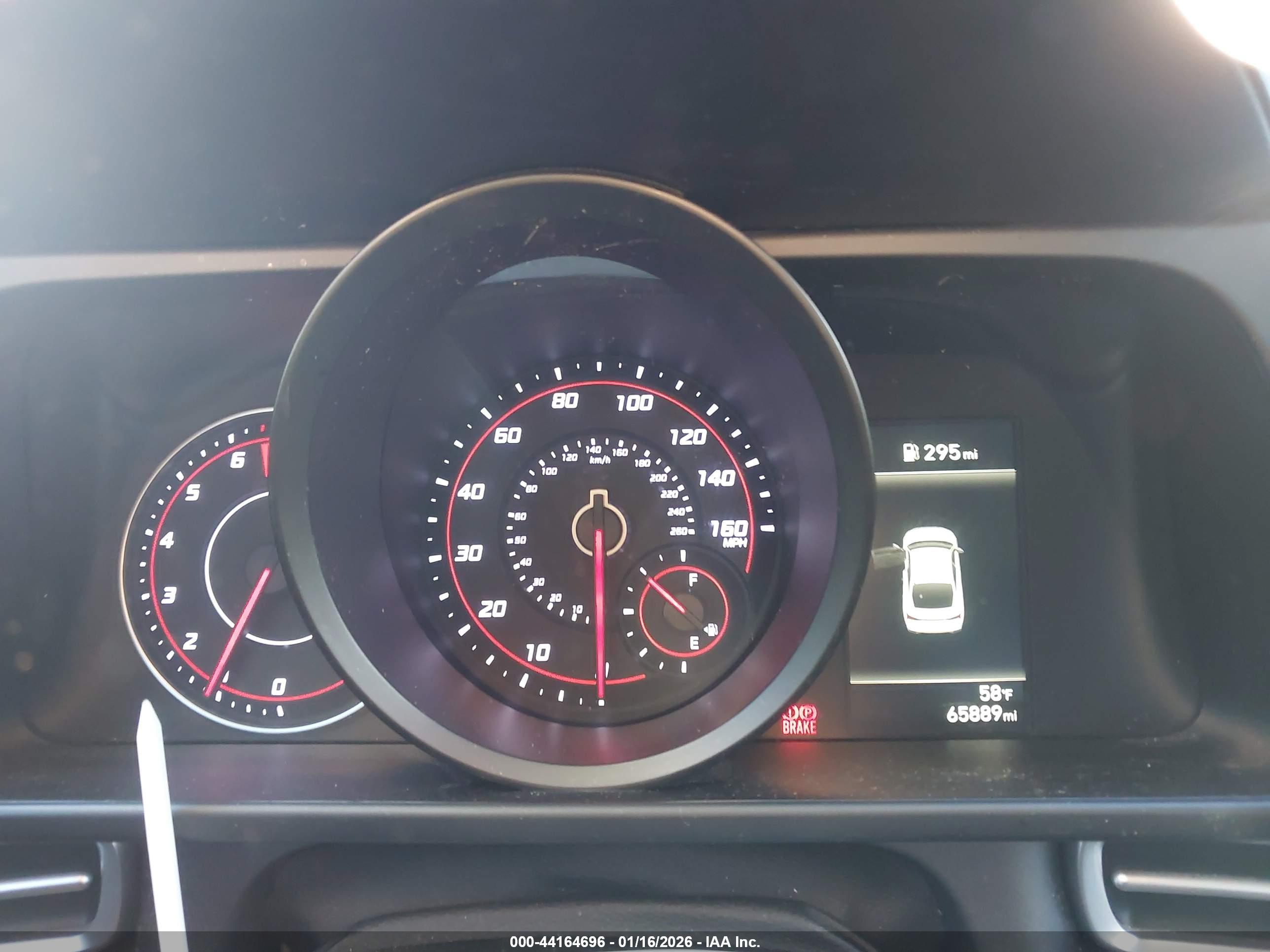 HYUNDAI ELANTRA image 7