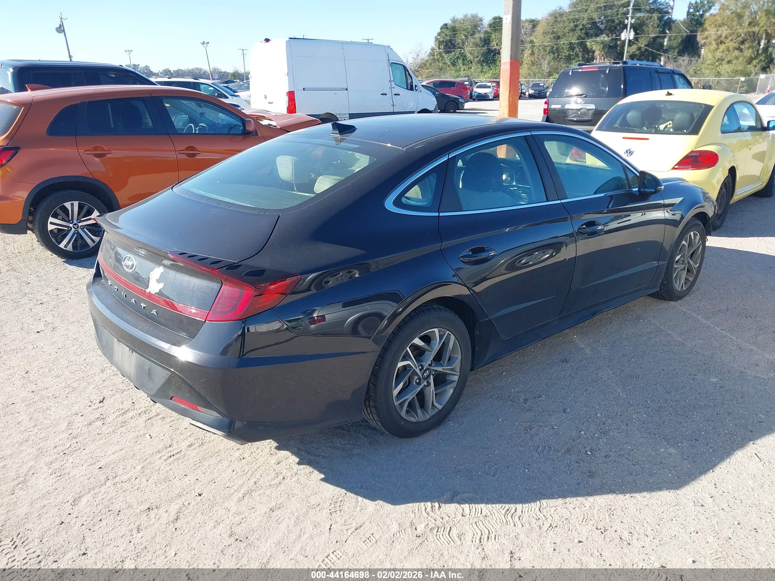 HYUNDAI SONATA image 4