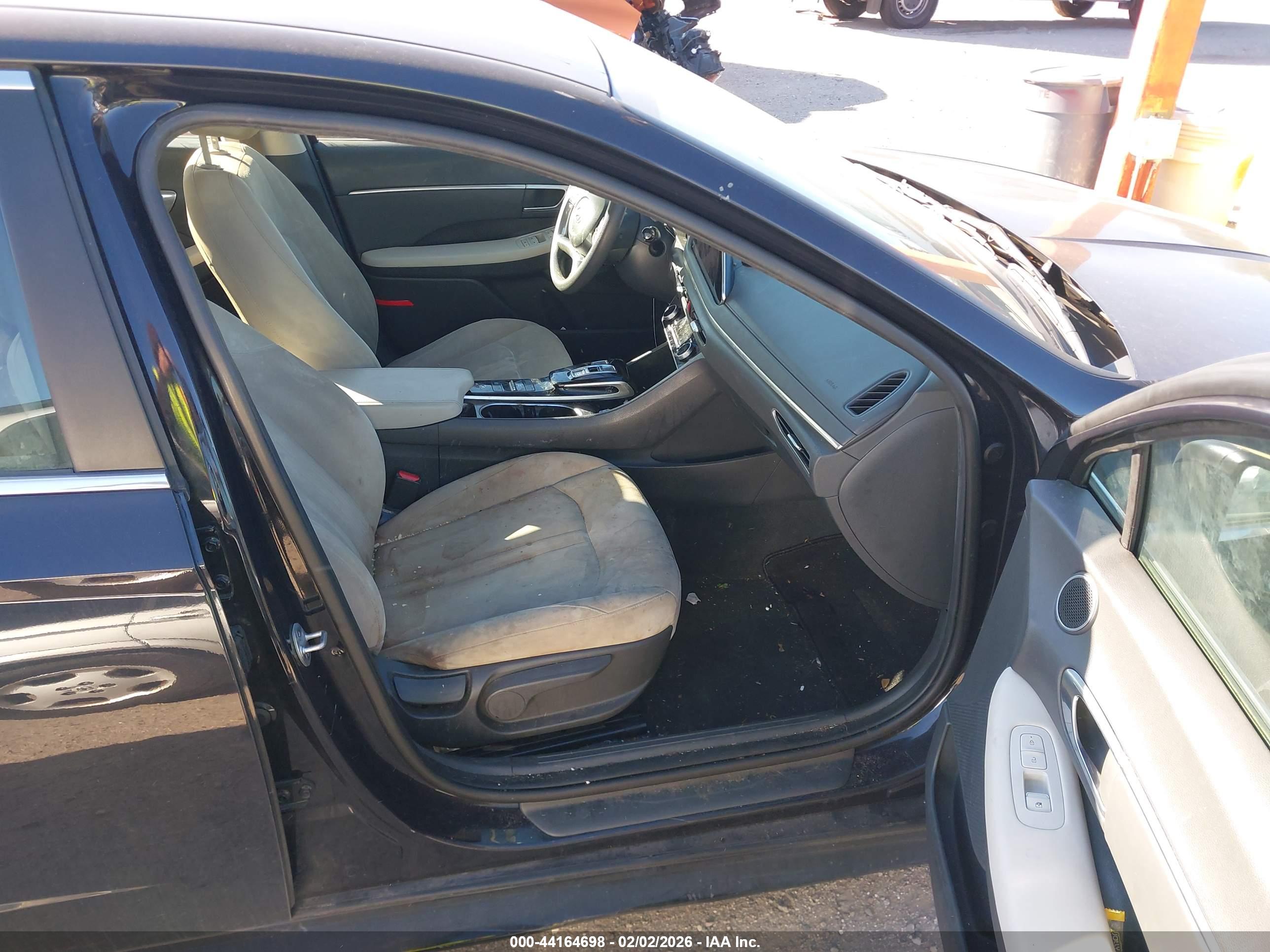 HYUNDAI SONATA image 5