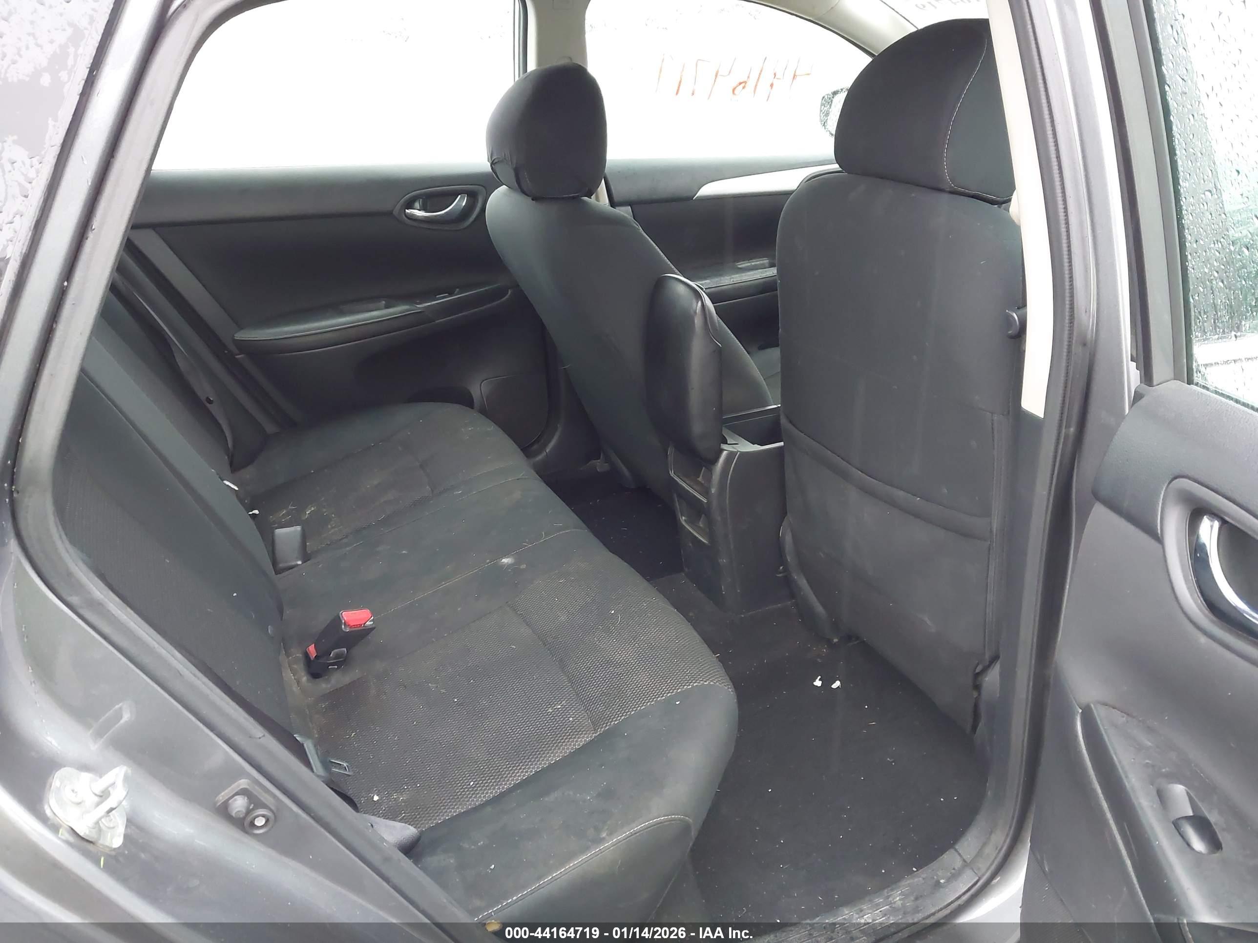 NISSAN SENTRA image 8