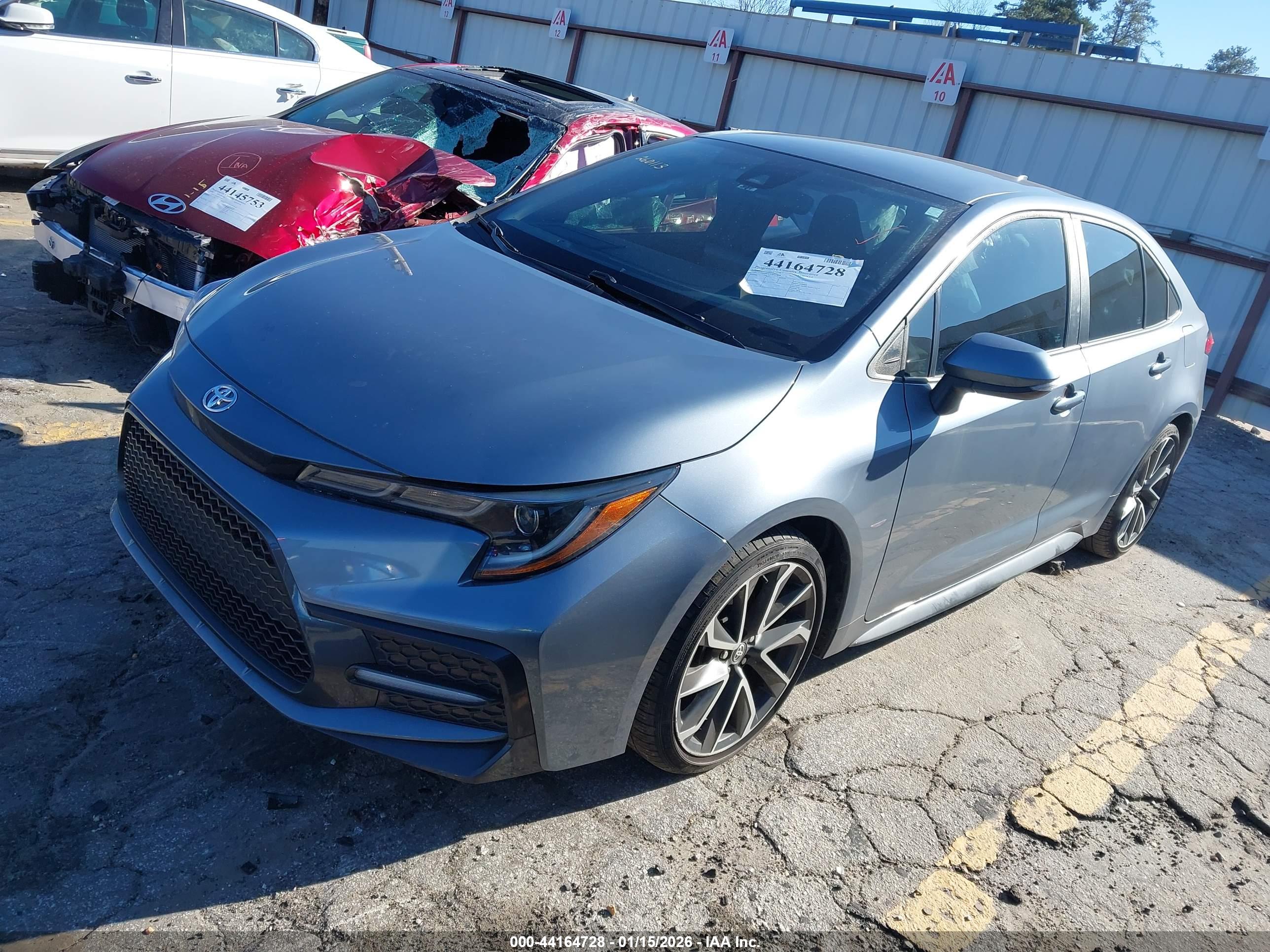 TOYOTA COROLLA image 2