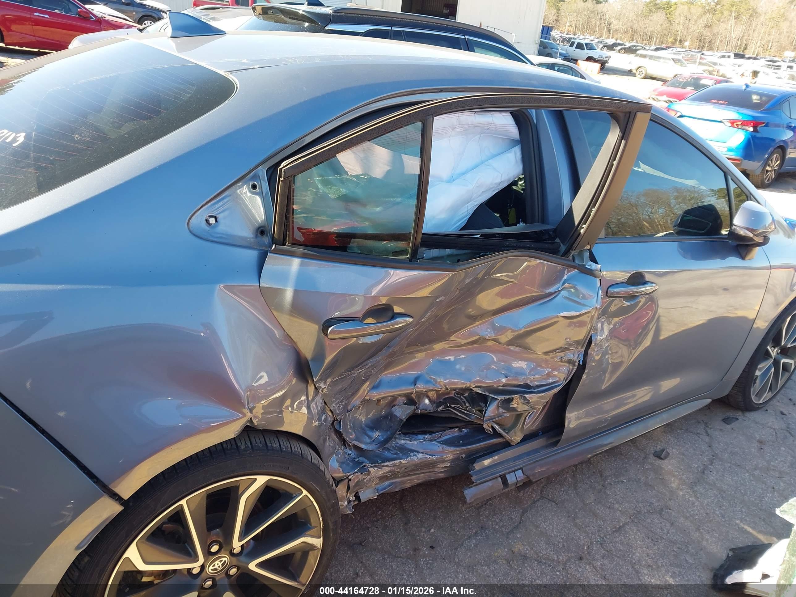 TOYOTA COROLLA image 6