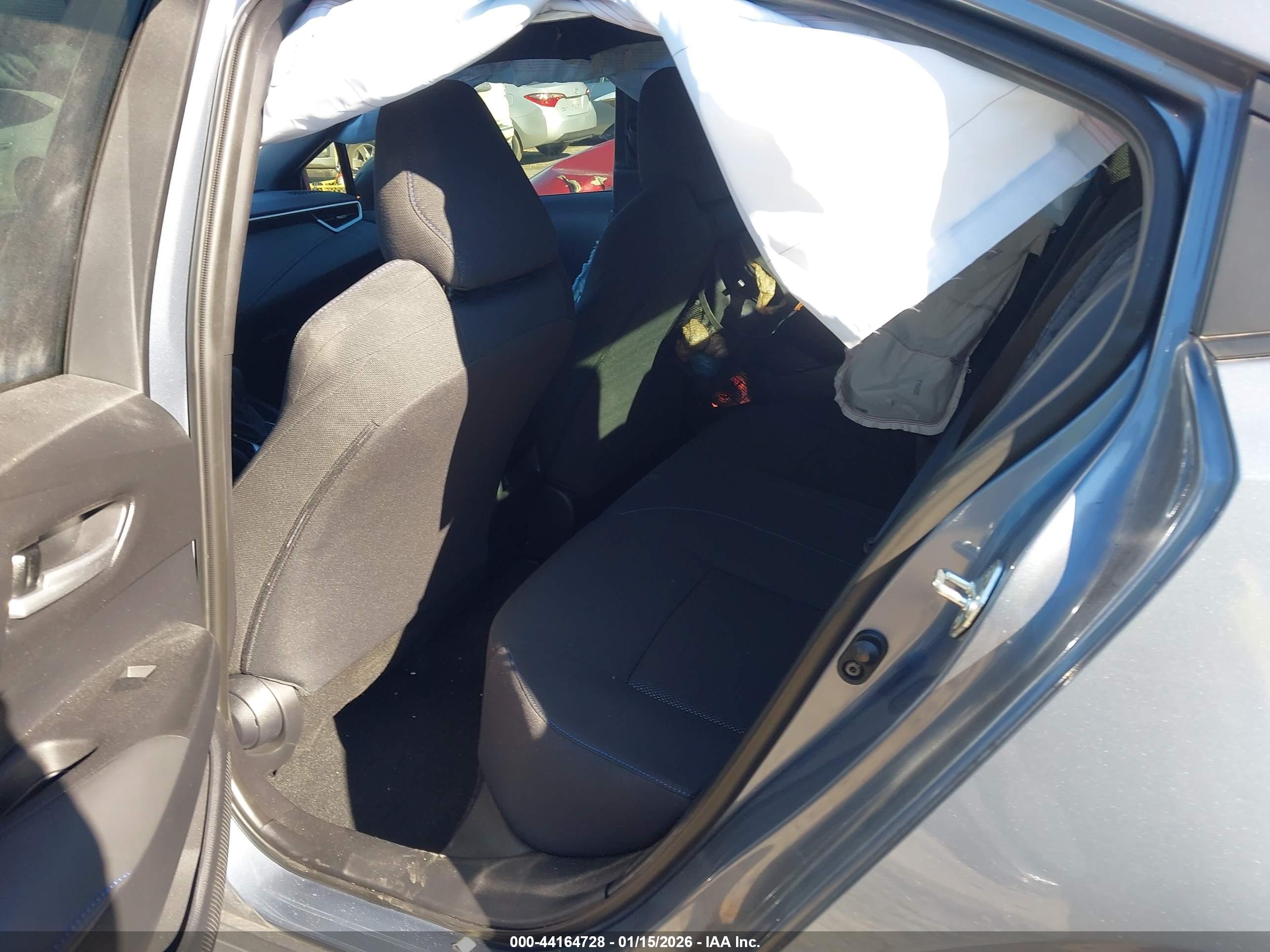 TOYOTA COROLLA image 8