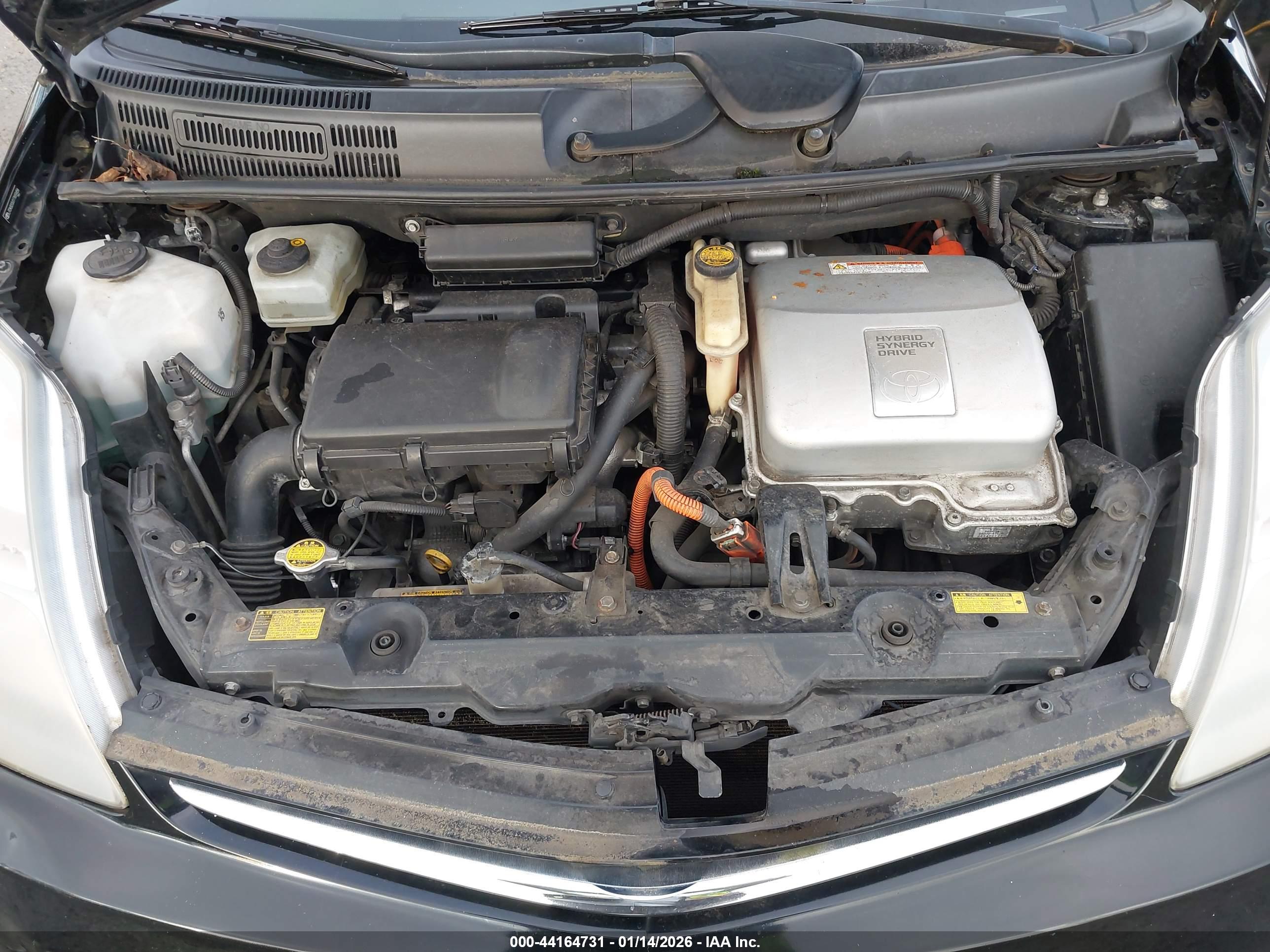 TOYOTA PRIUS image 10