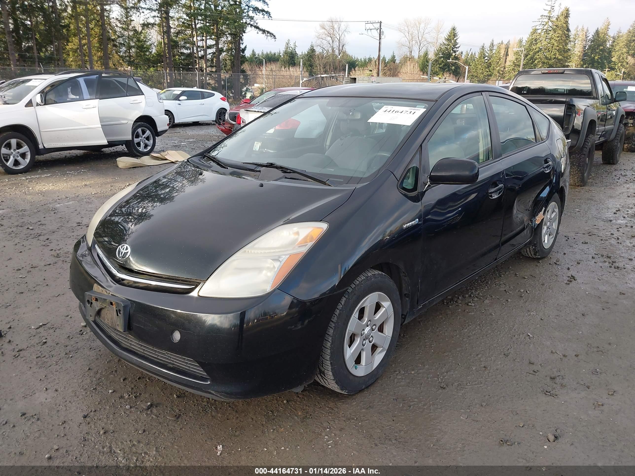 TOYOTA PRIUS image 2