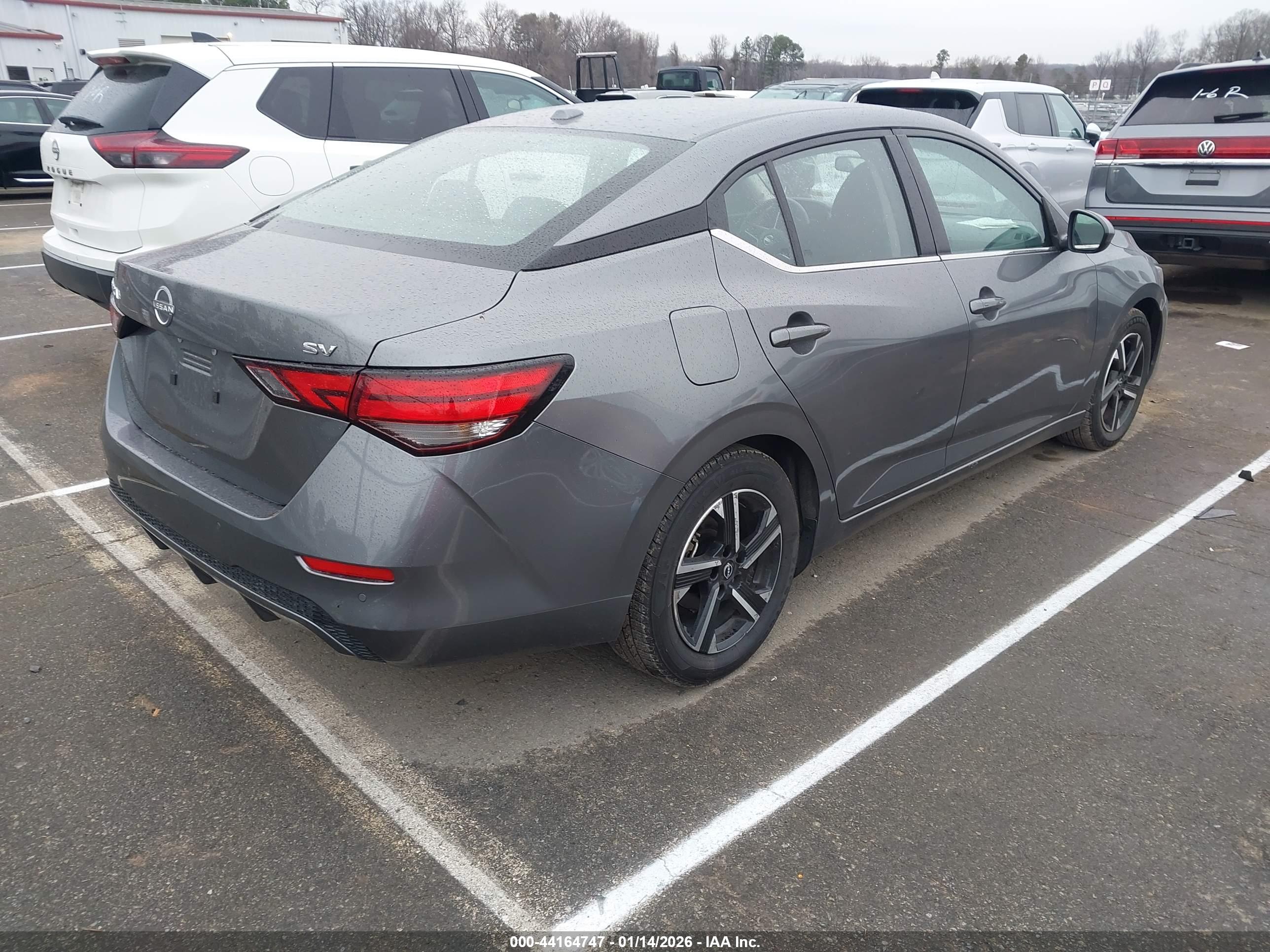 NISSAN SENTRA image 4