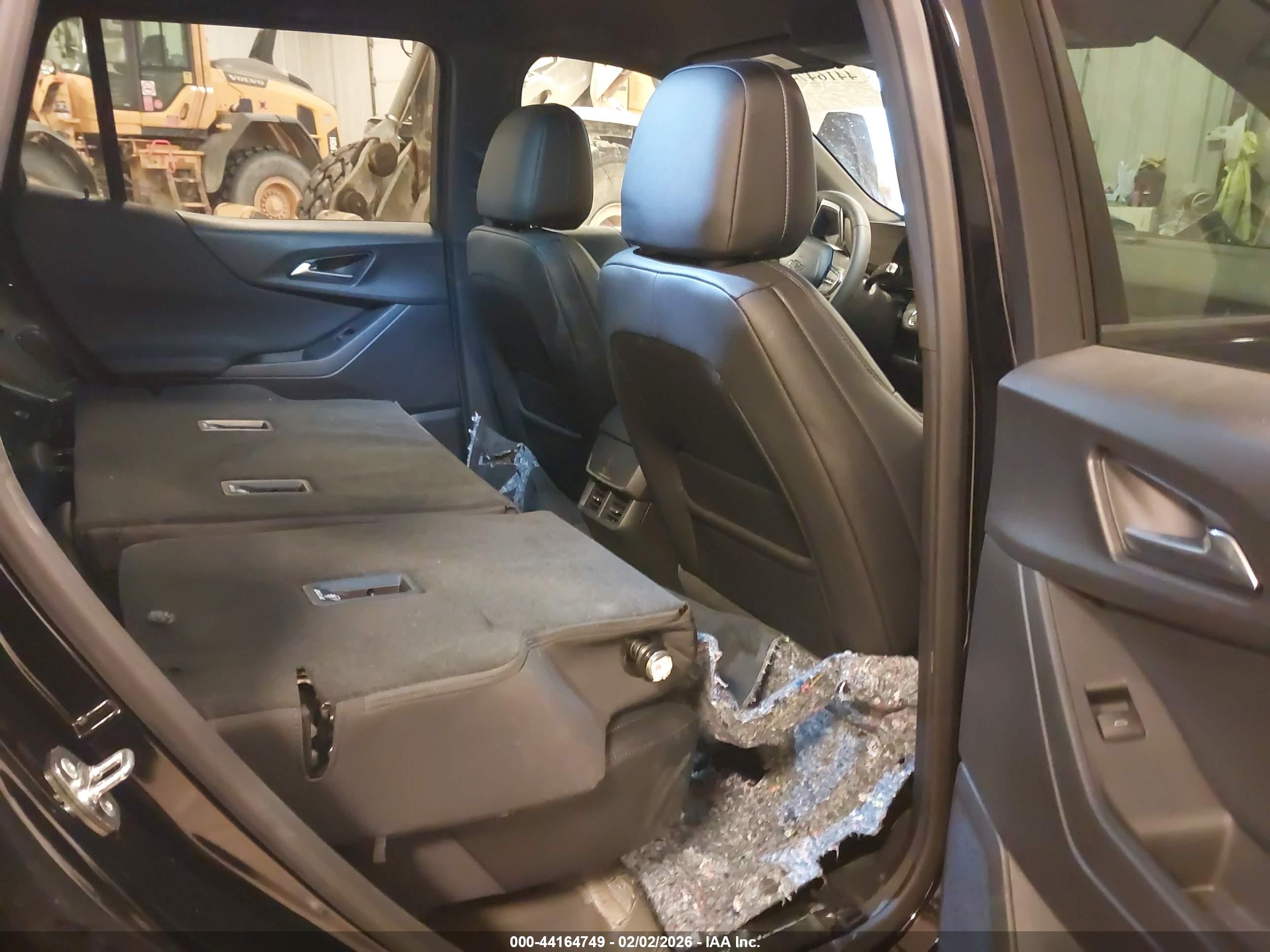 CHEVROLET EQUINOX image 8