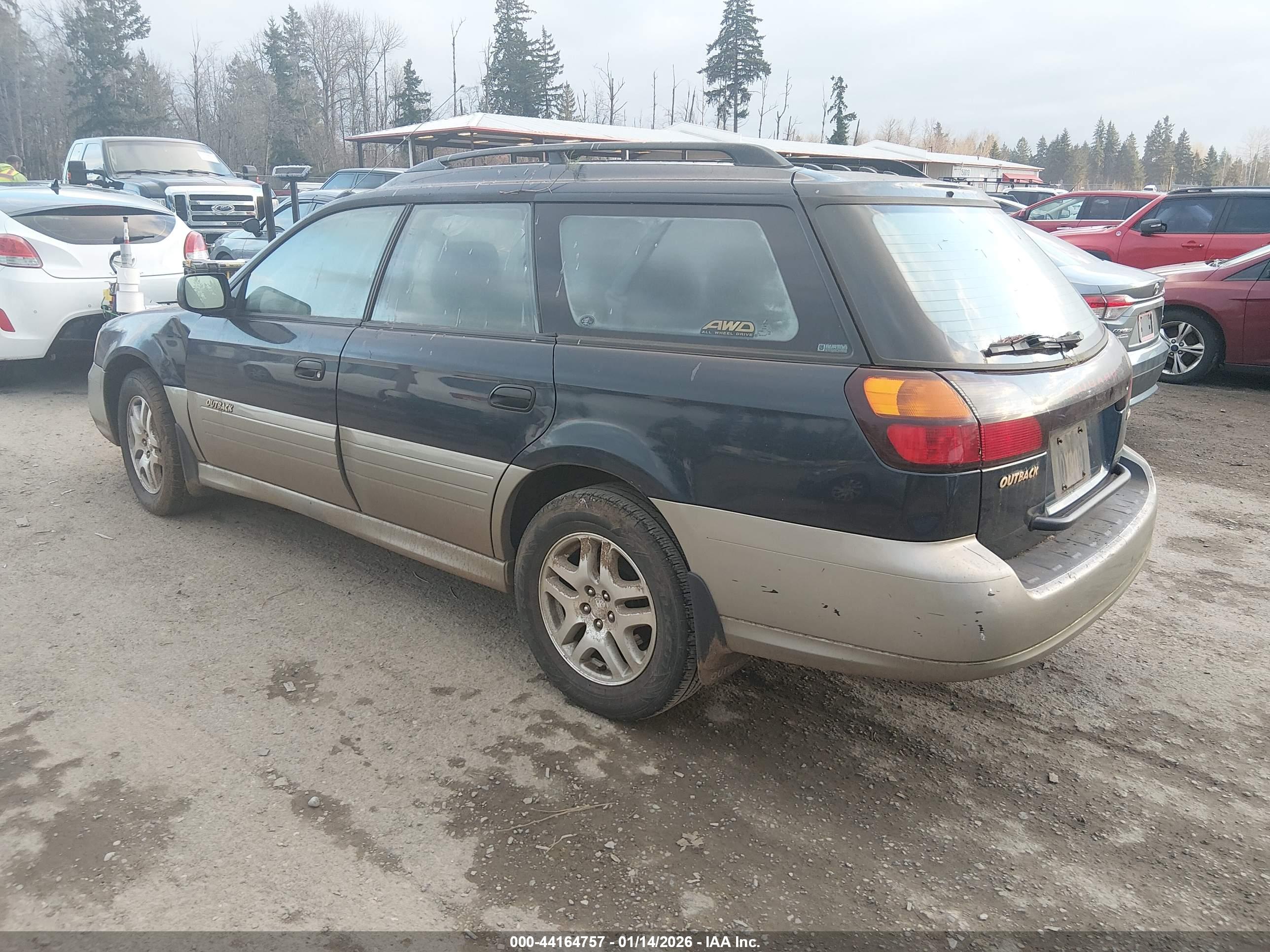 SUBARU OUTBACK image 3