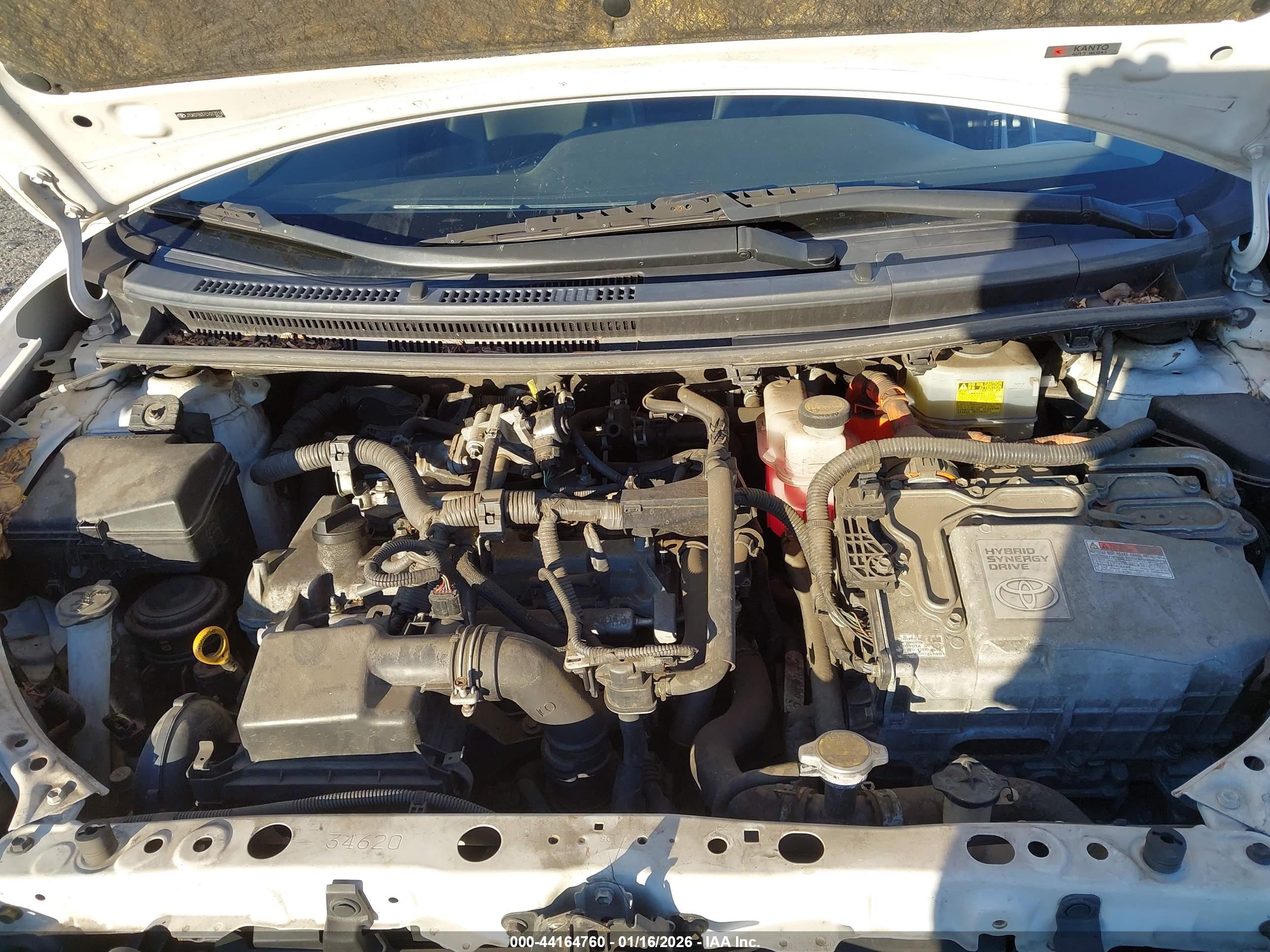 TOYOTA PRIUS image 10
