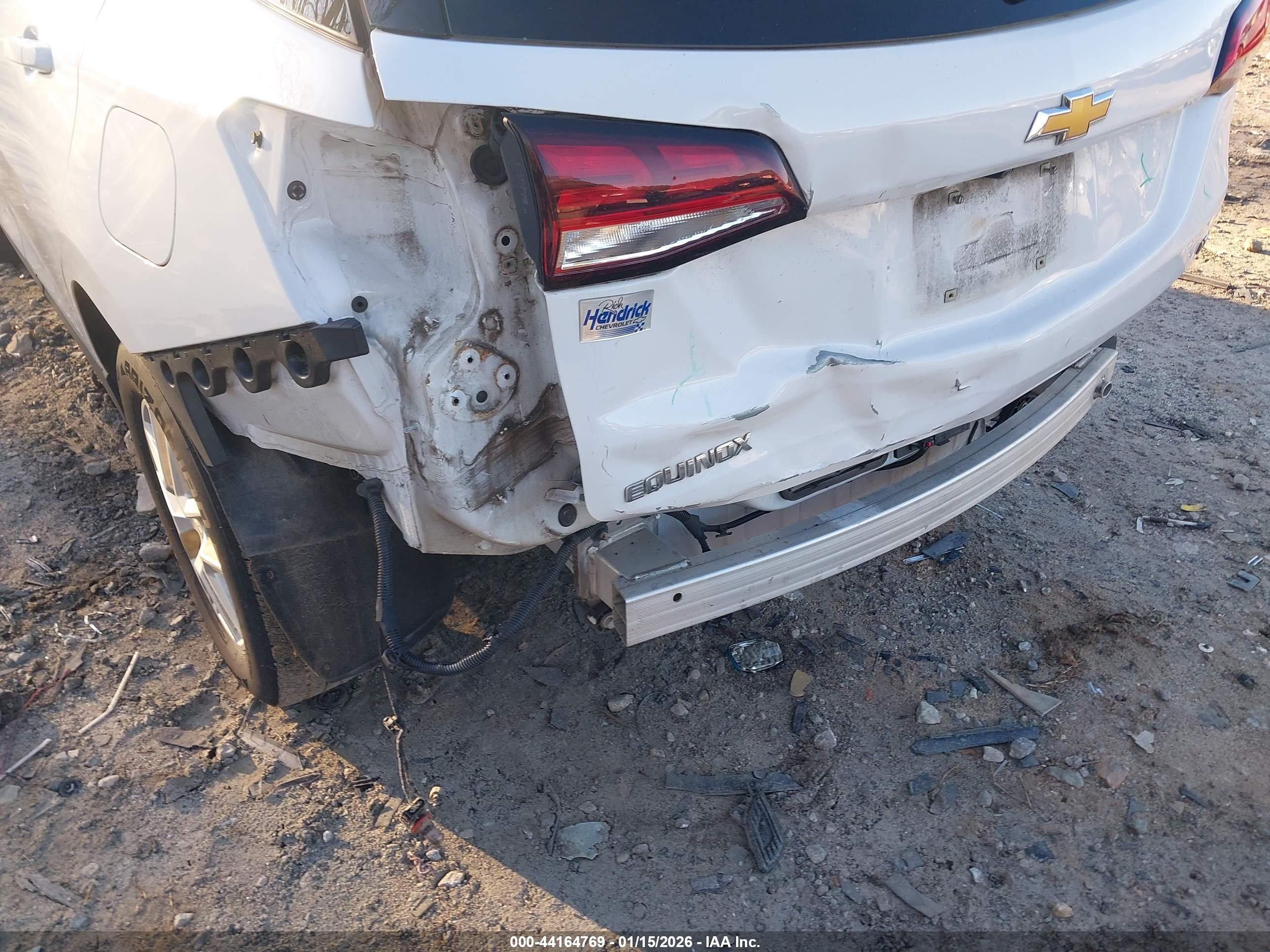 CHEVROLET EQUINOX image 6