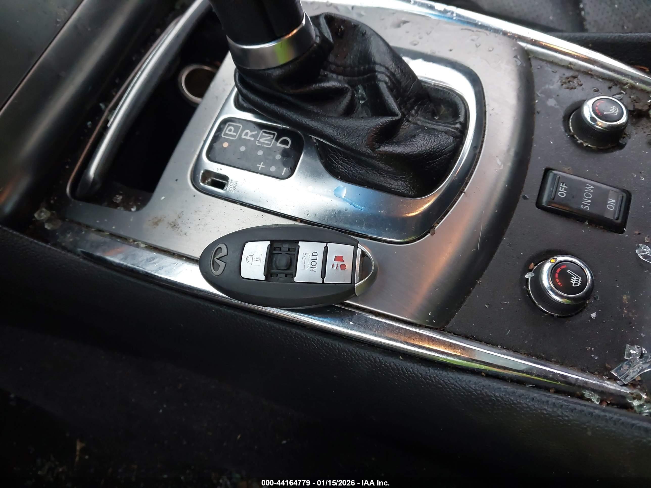 INFINITI G37X image 11
