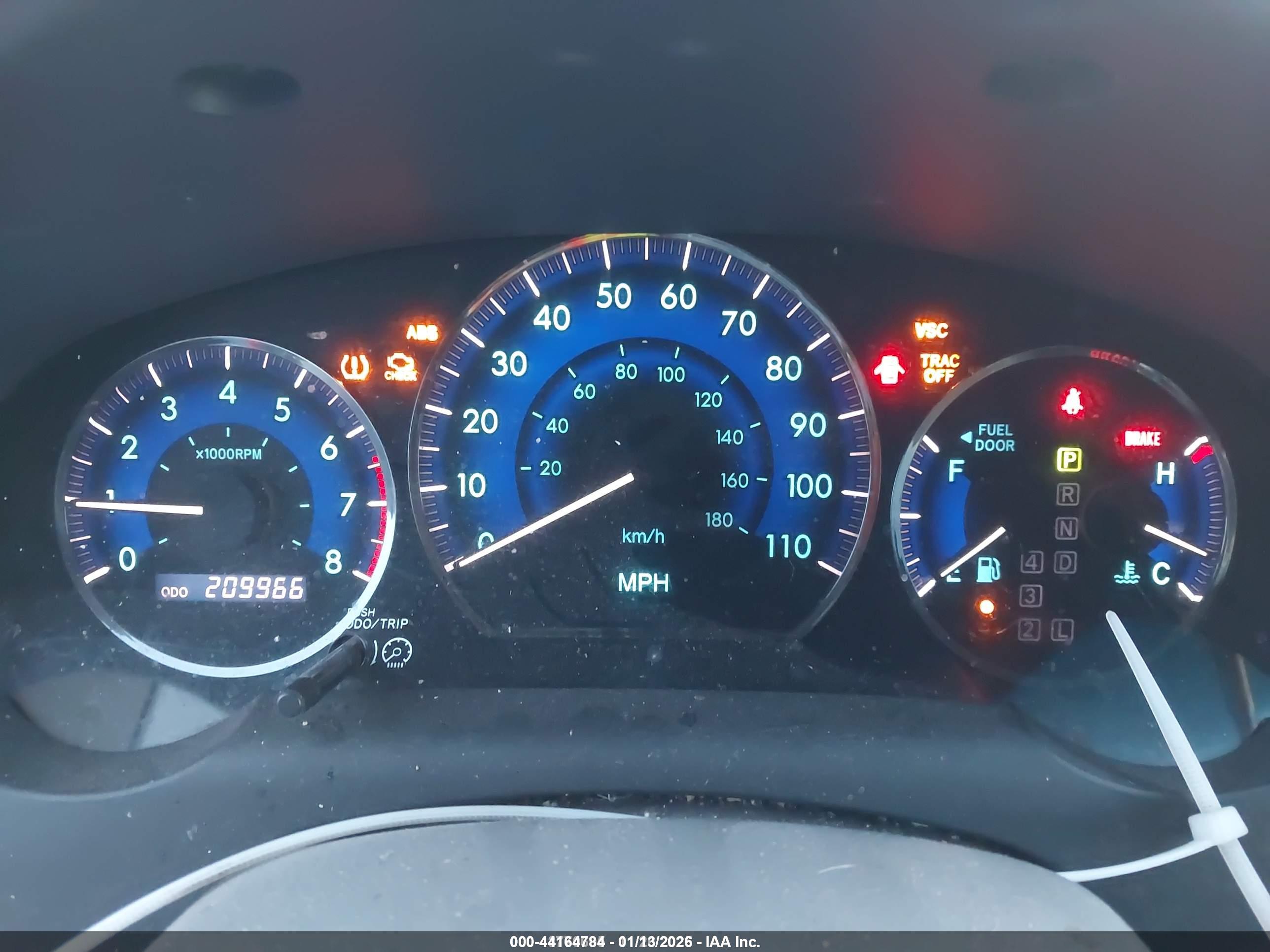 TOYOTA SIENNA image 7