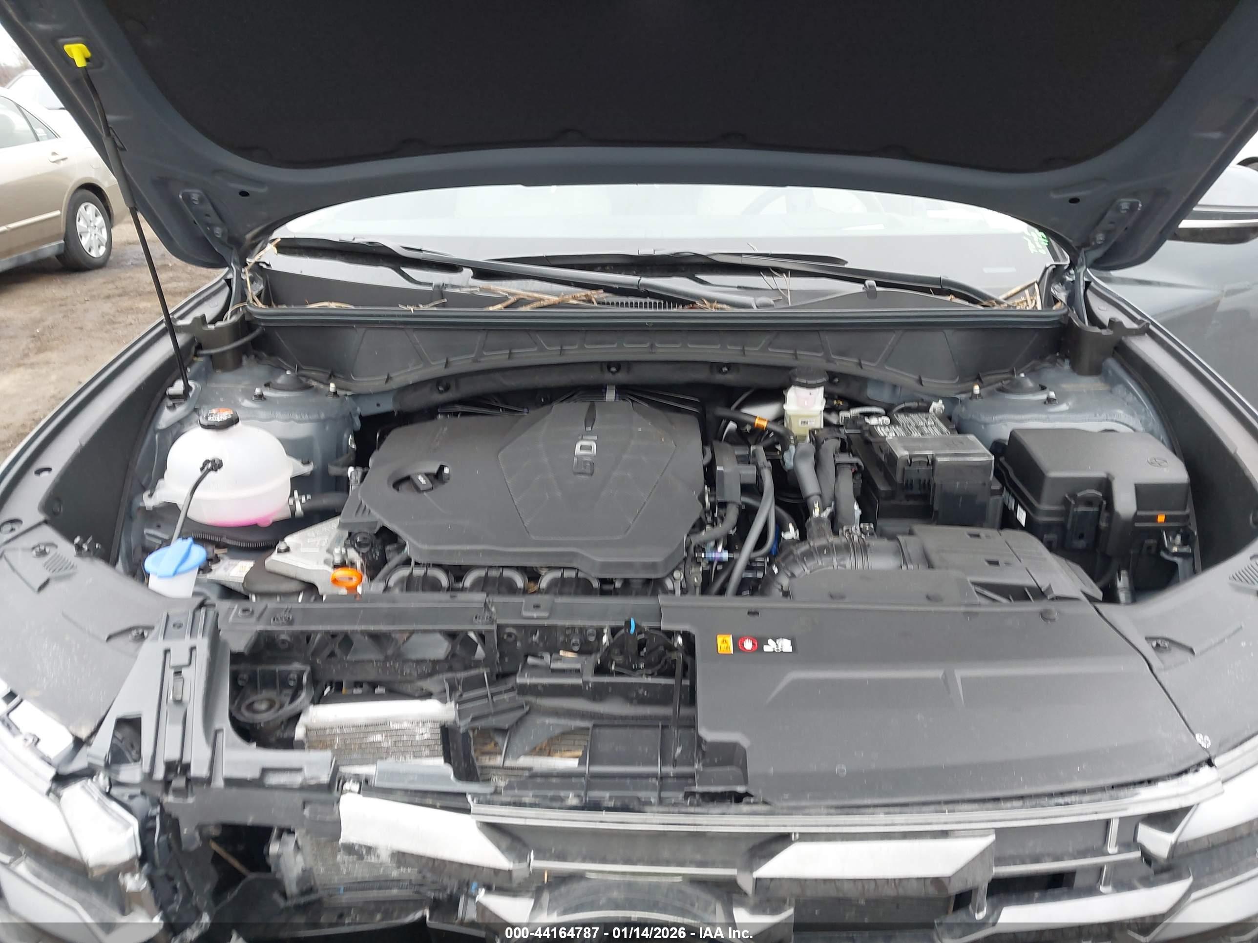 HYUNDAI TUCSON image 10