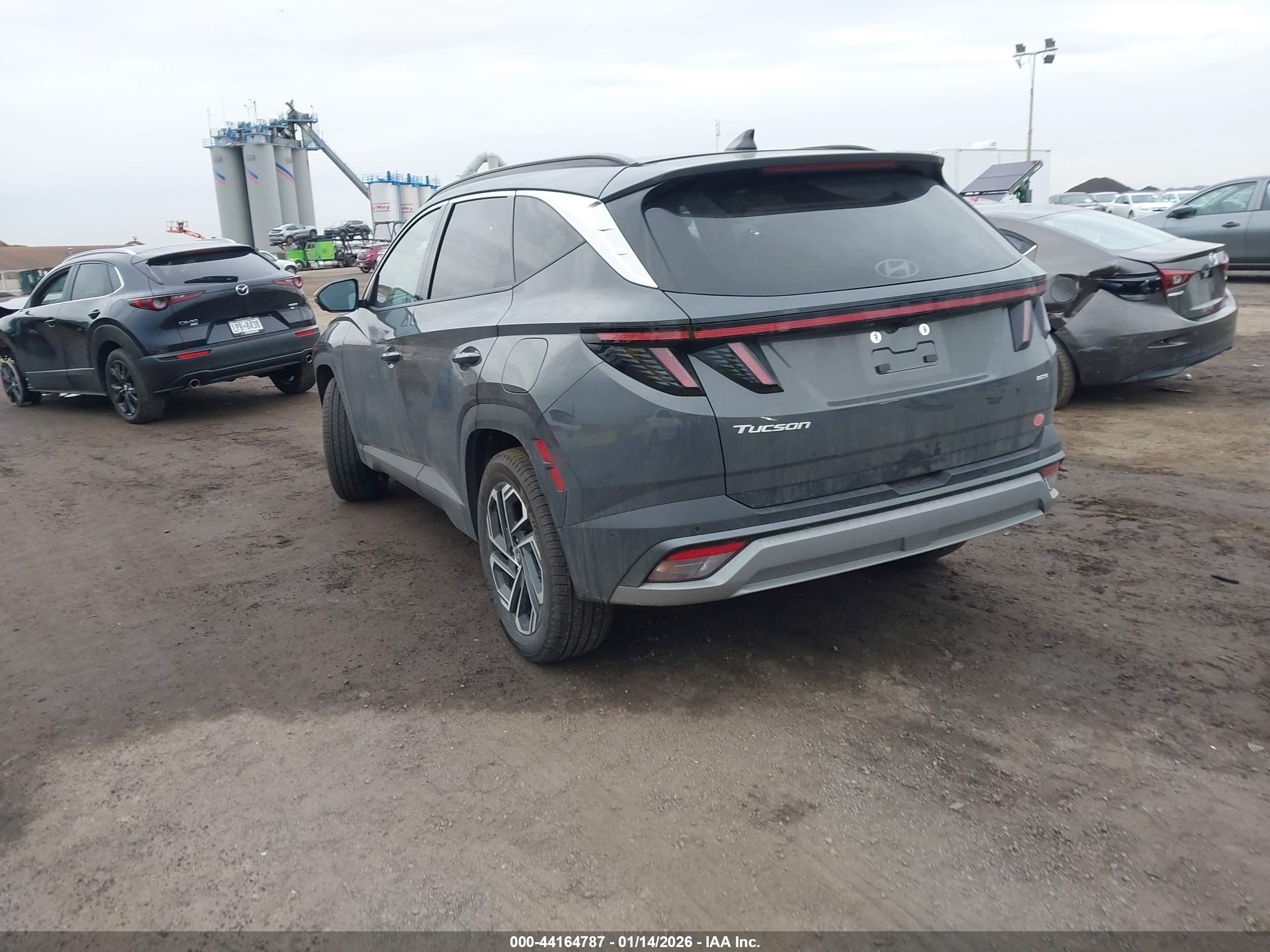 HYUNDAI TUCSON image 3
