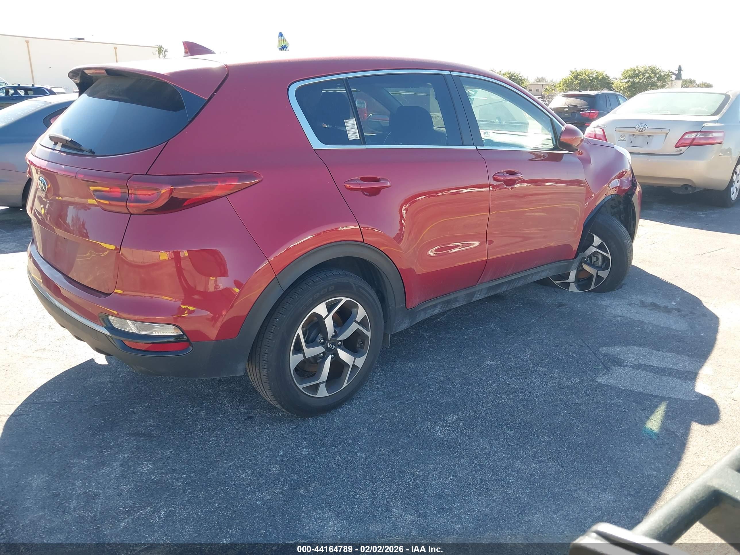 KIA SPORTAGE image 4