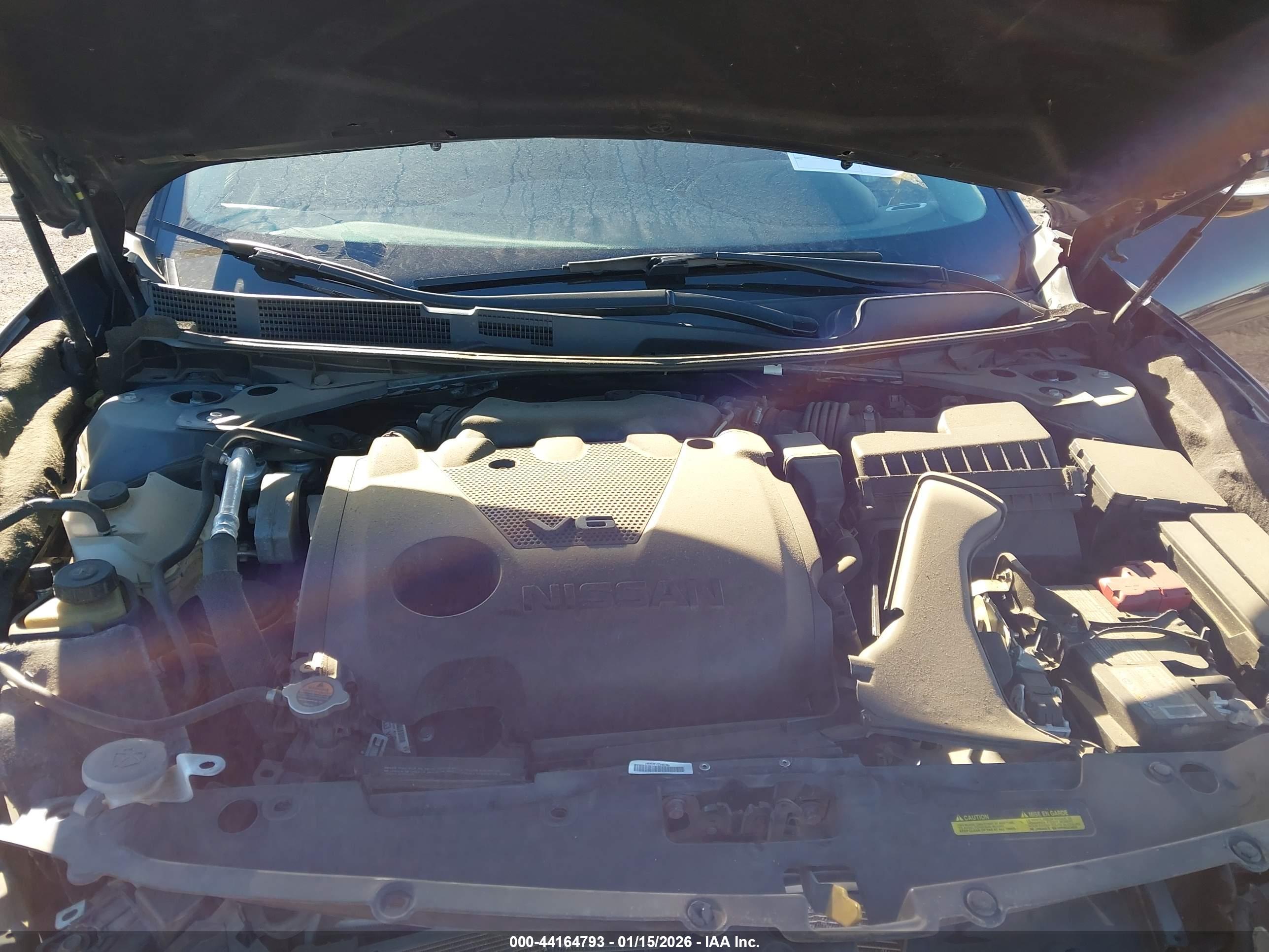 NISSAN MAXIMA image 10