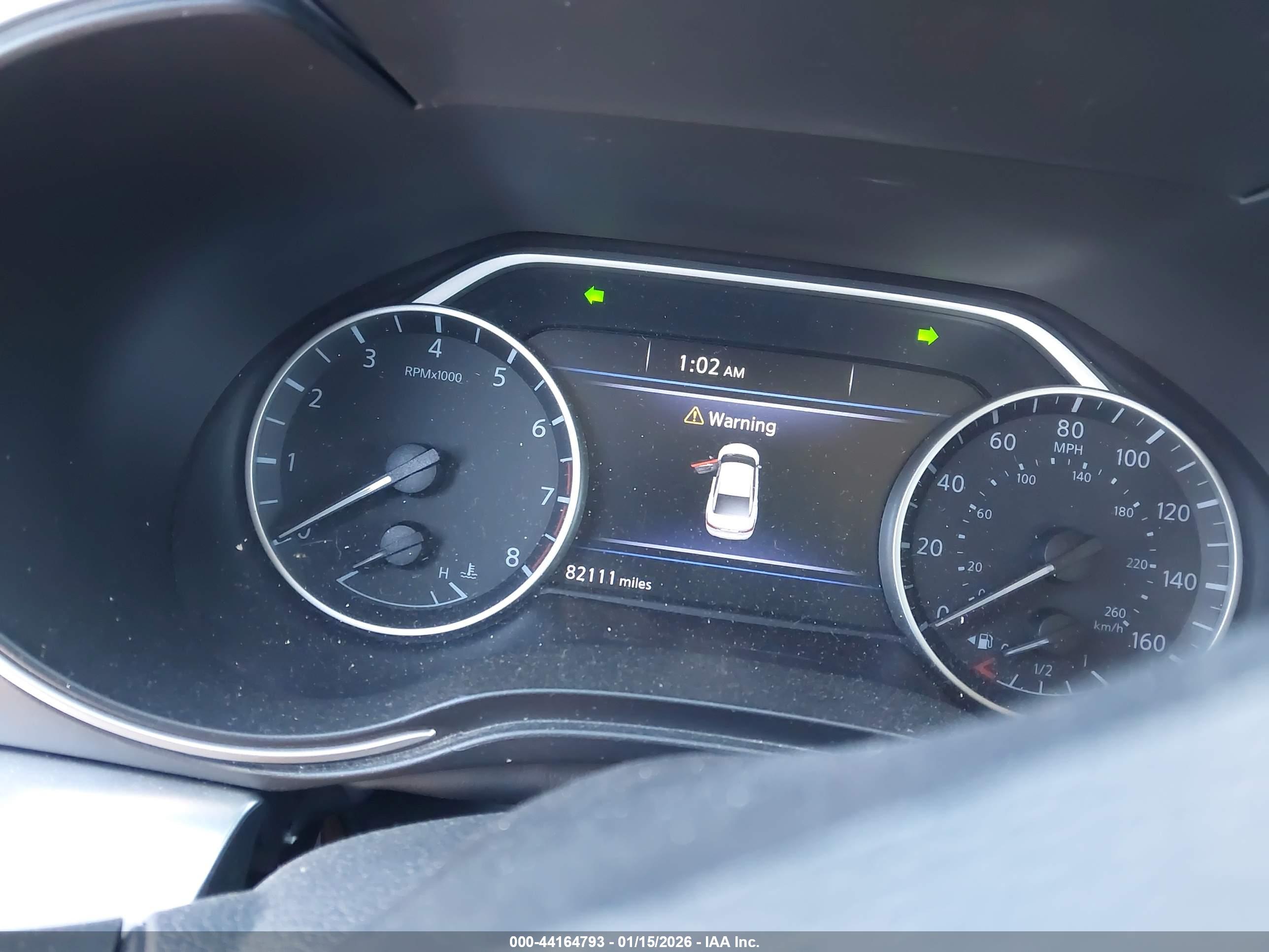 NISSAN MAXIMA image 7