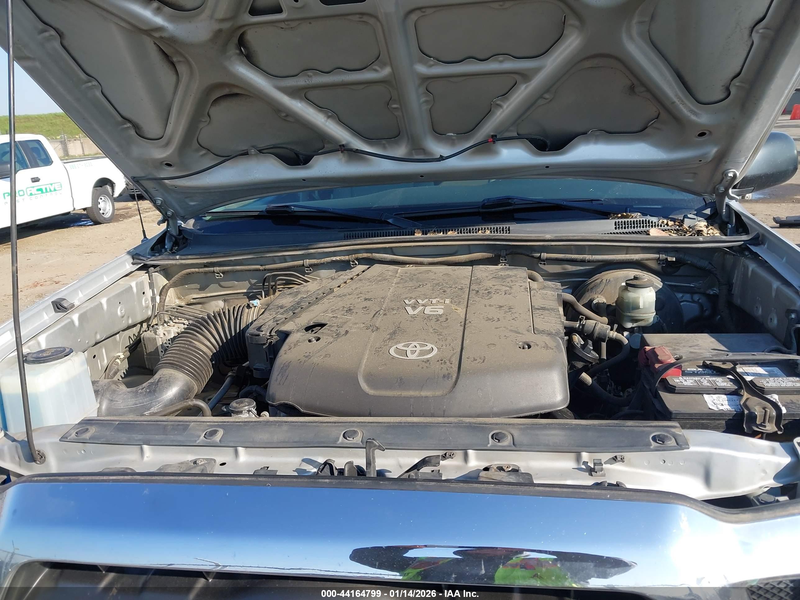 TOYOTA TACOMA image 10