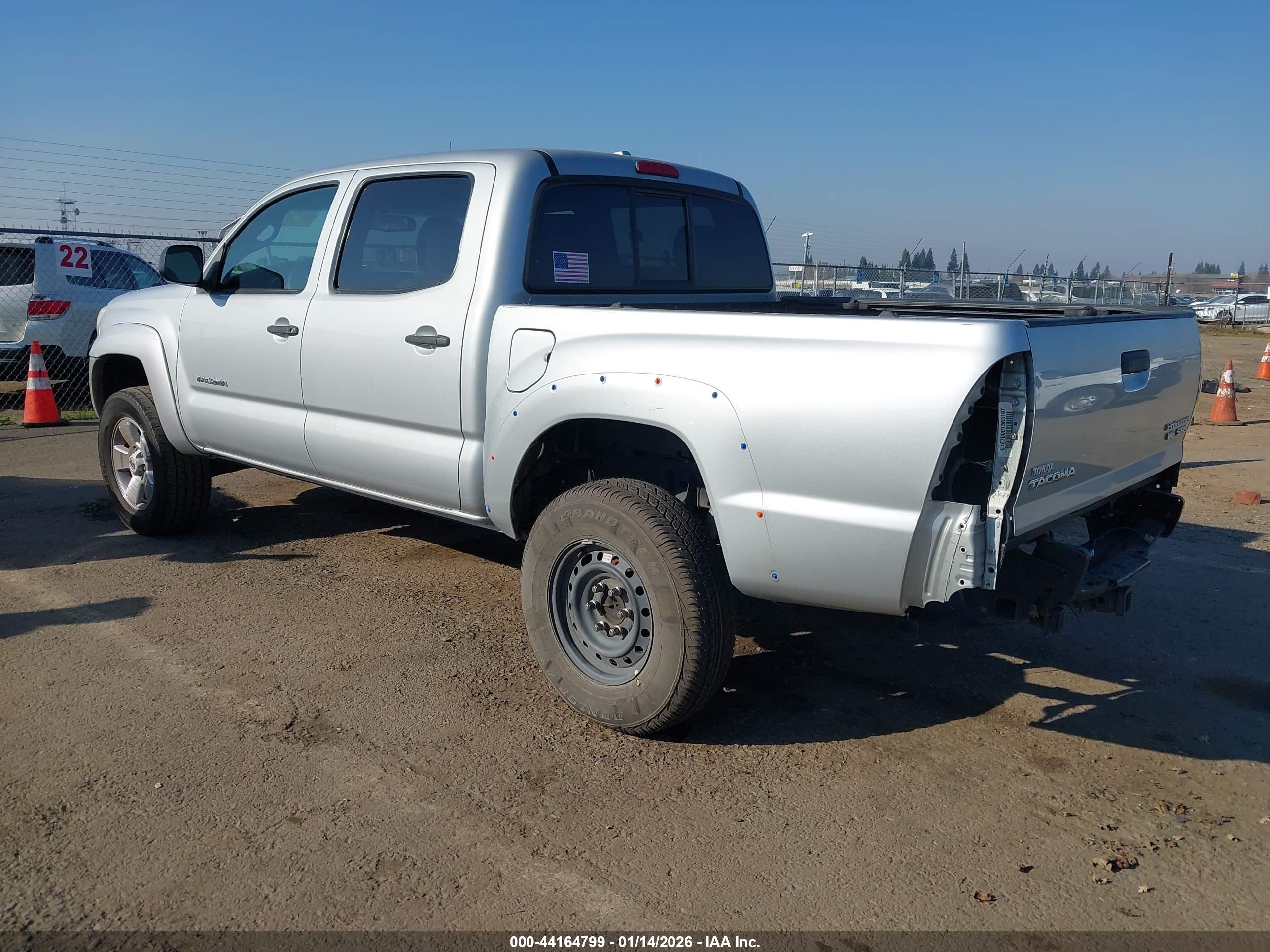 TOYOTA TACOMA image 3