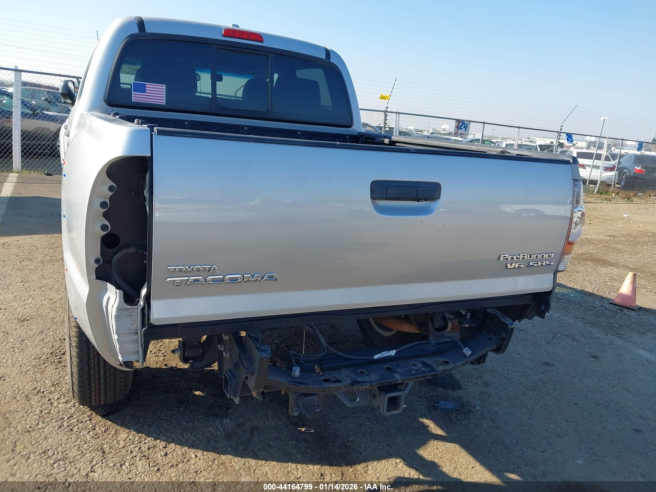 TOYOTA TACOMA image 6