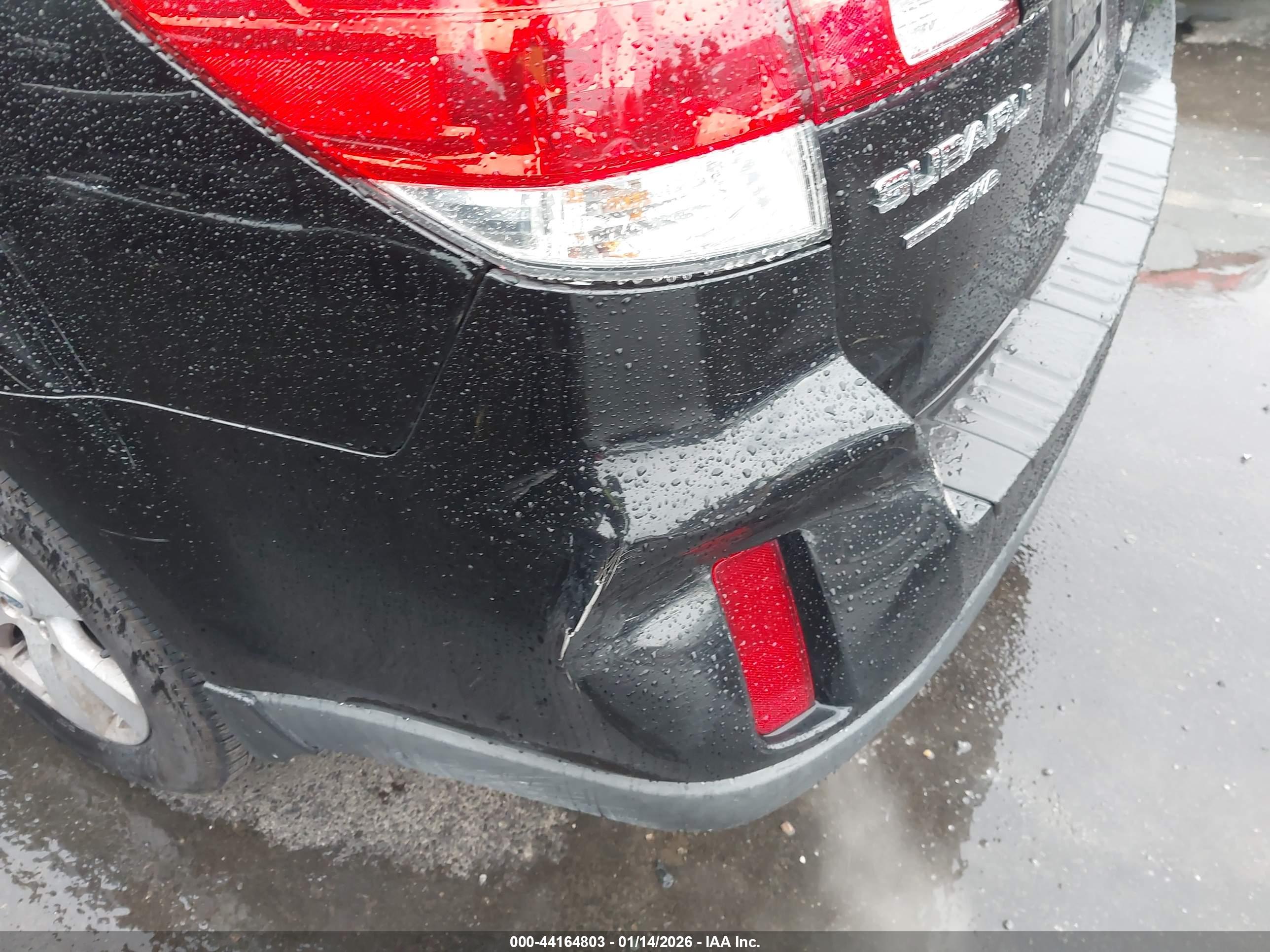 SUBARU OUTBACK image 6
