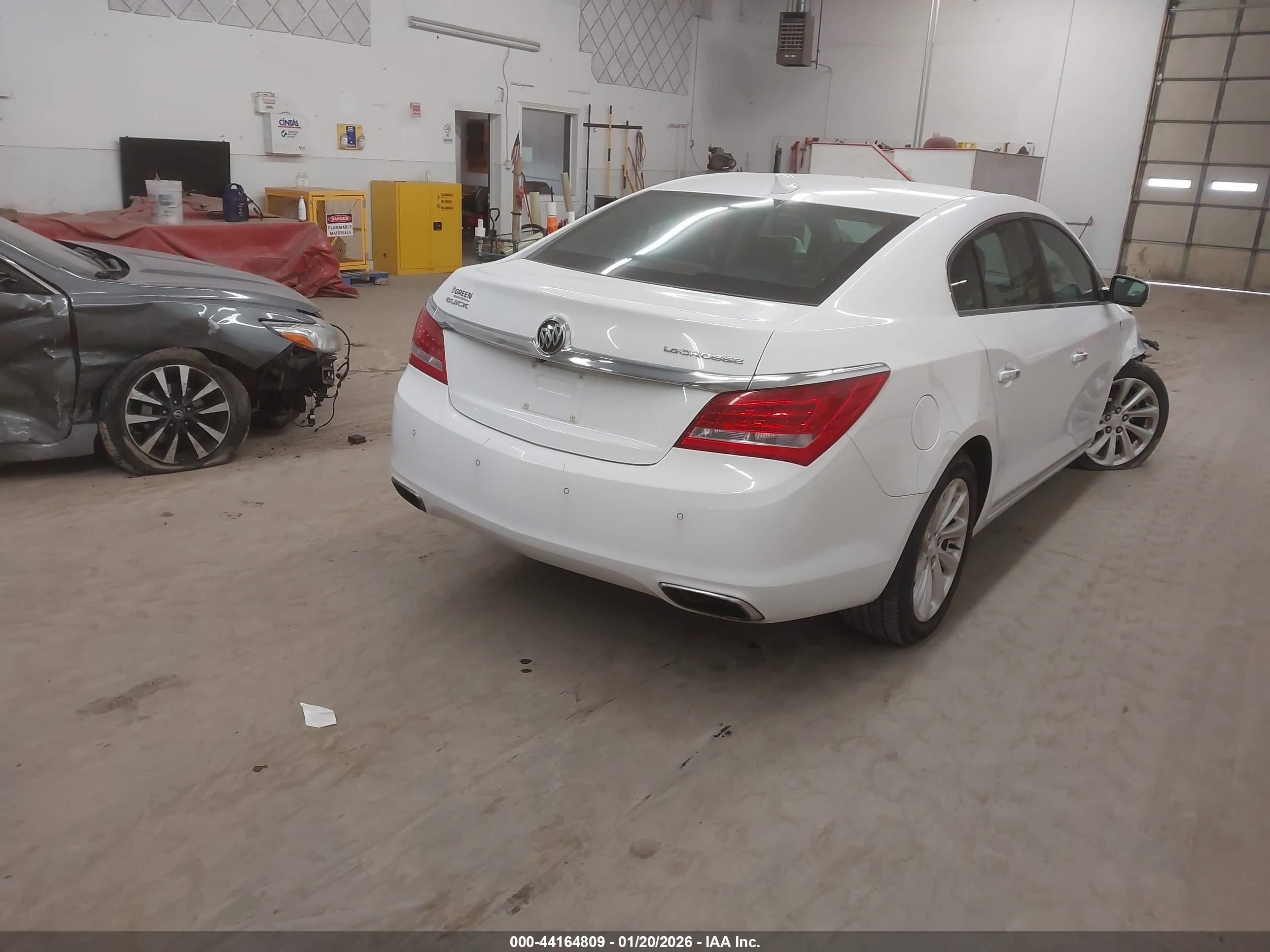 BUICK LACROSSE image 4