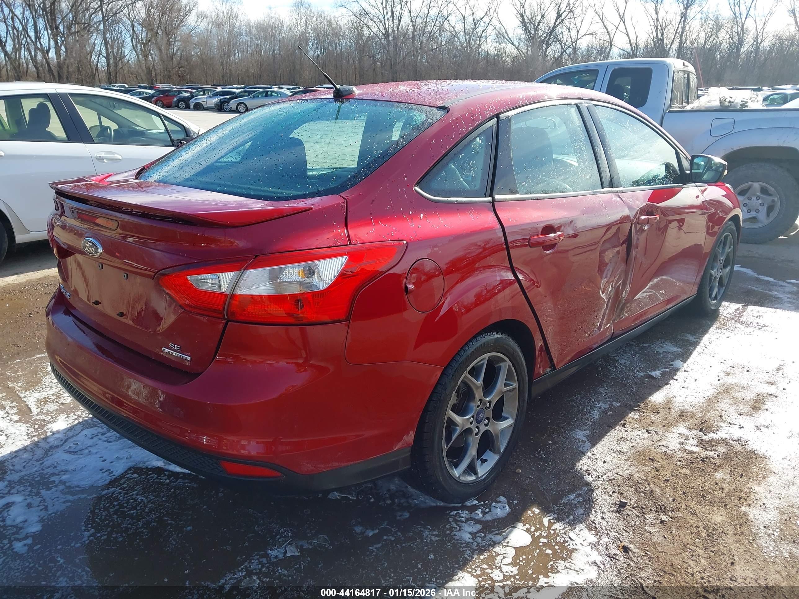 FORD FOCUS image 4