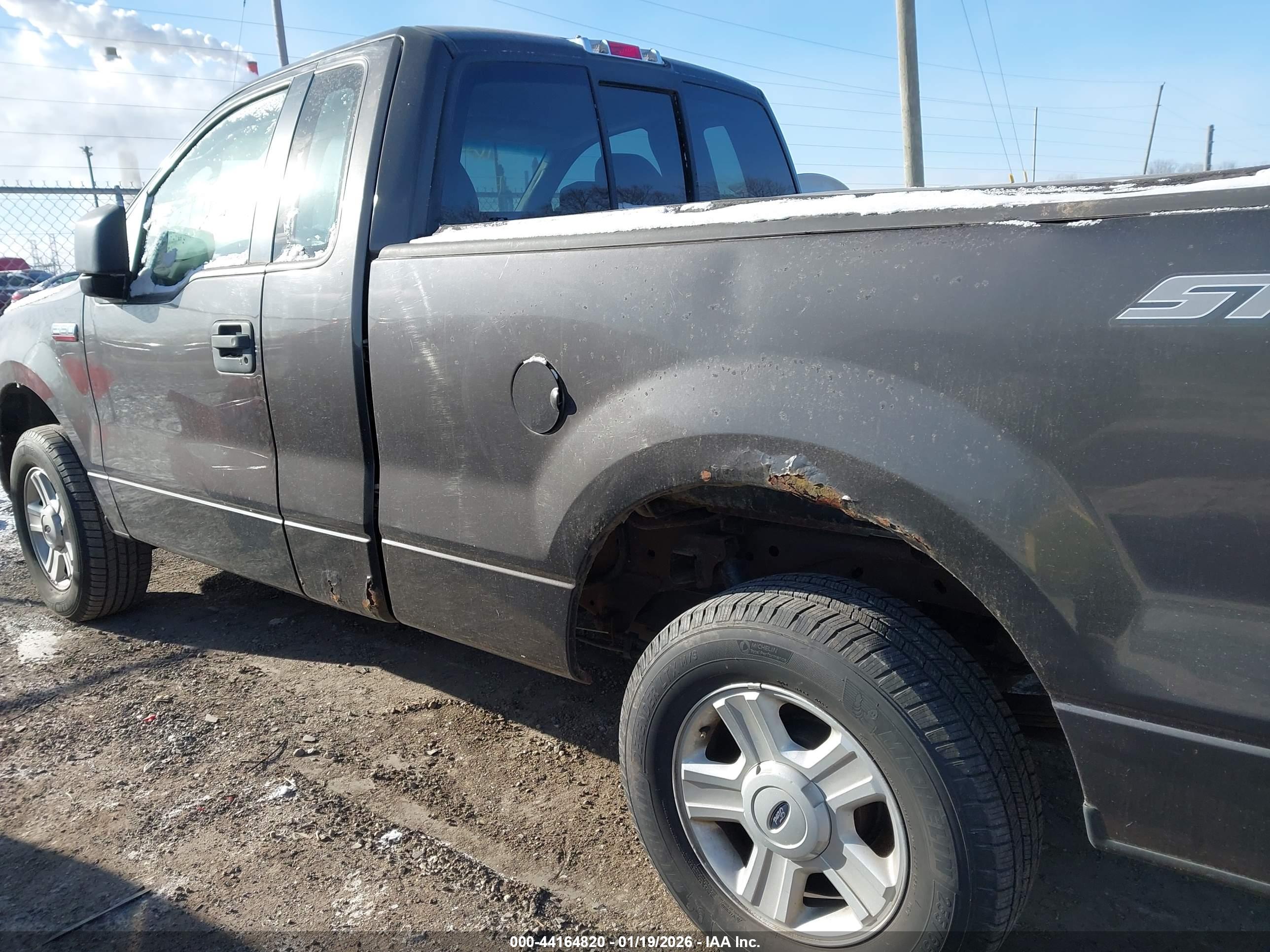 FORD F-150 image 6